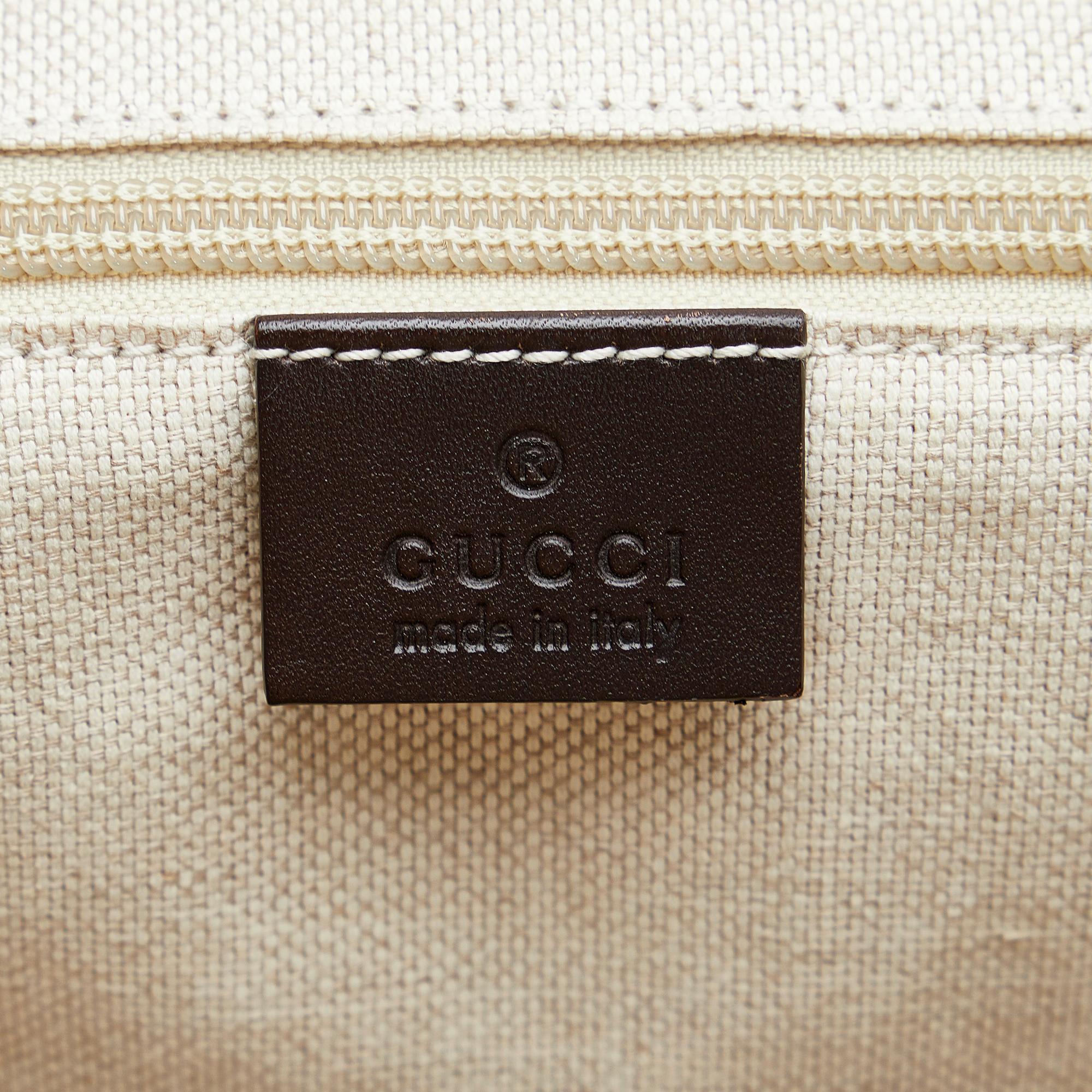Gucci GG Supreme Flap Messenger (SHG-auy0Qj)