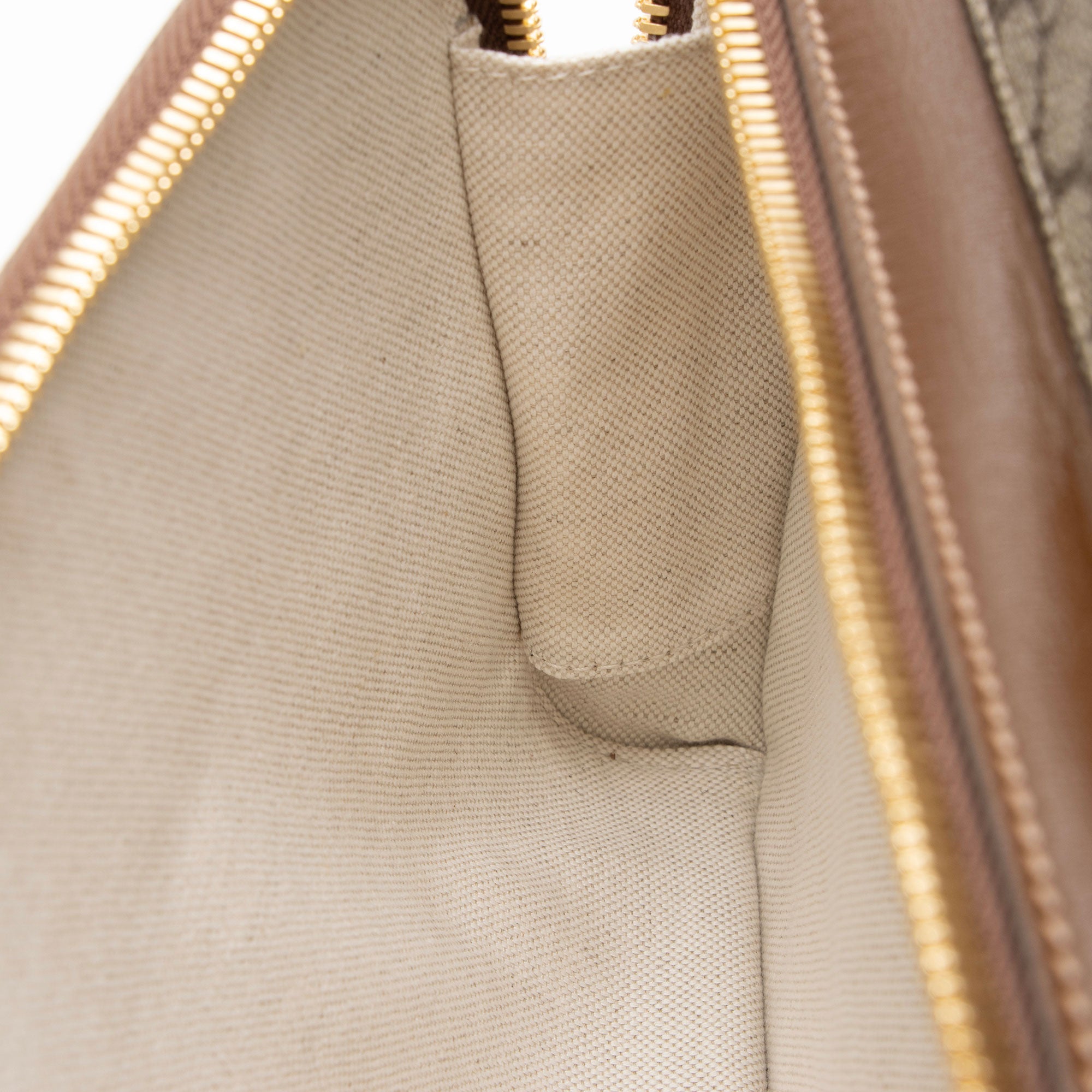 Gucci GG Supreme Interlocking G Backpack (SHF-KhISQT)