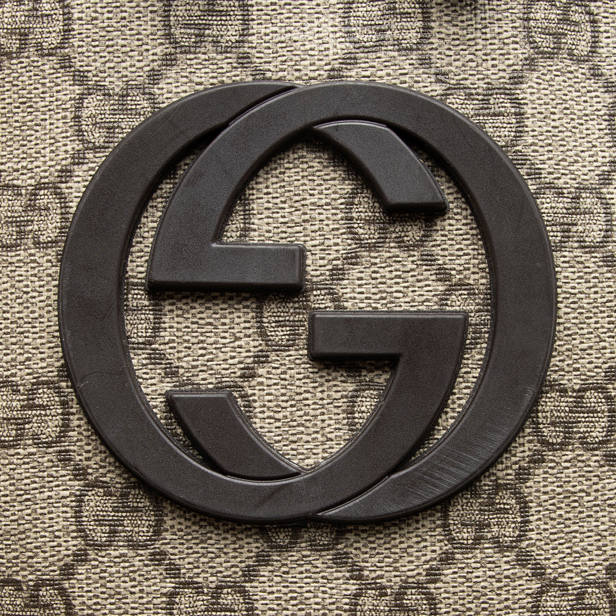 Gucci GG Supreme Interlocking G Medium Backpack (SHF-945UAF)