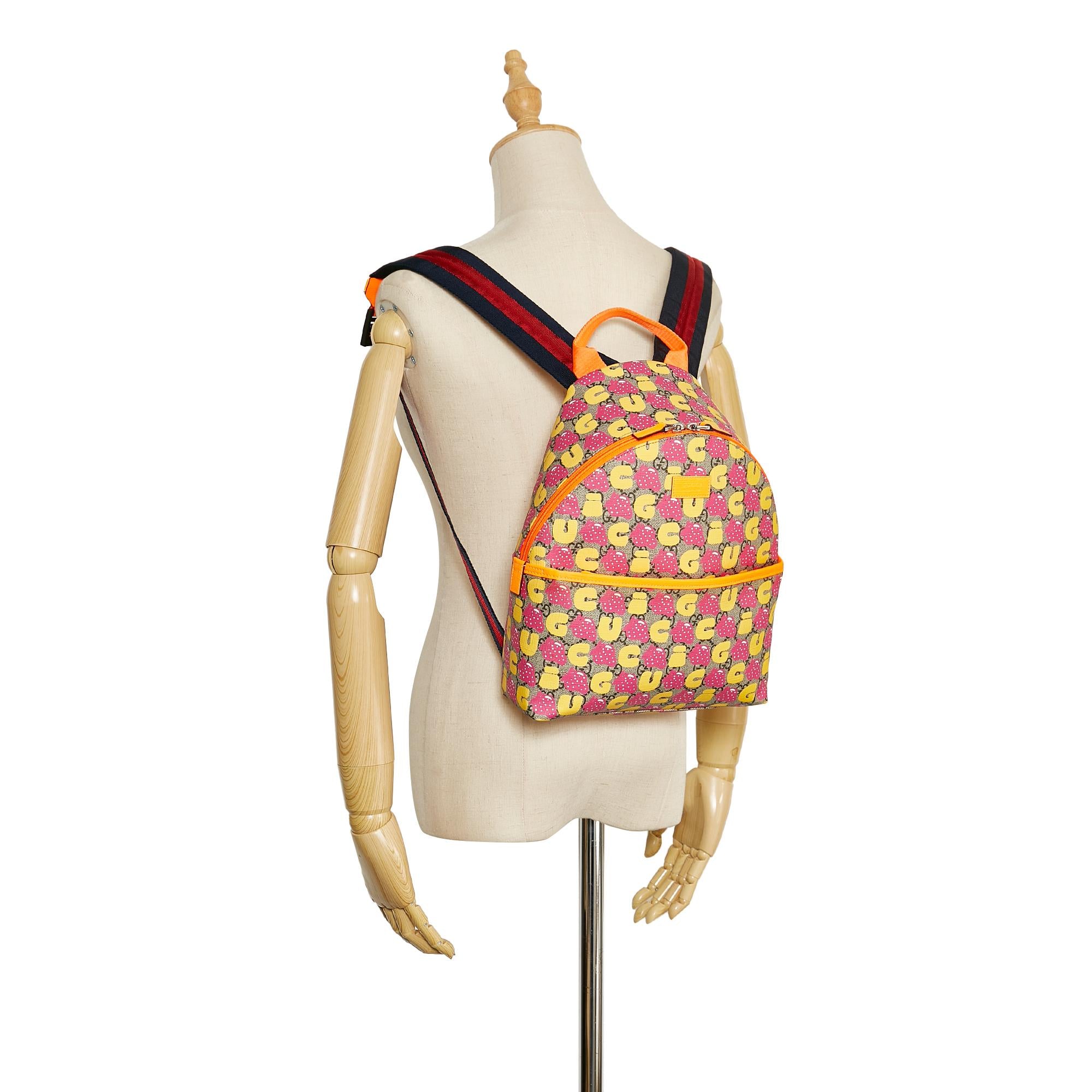 Gucci GG Supreme Kids Strawberry Backpack (SHG-tOkjAX)