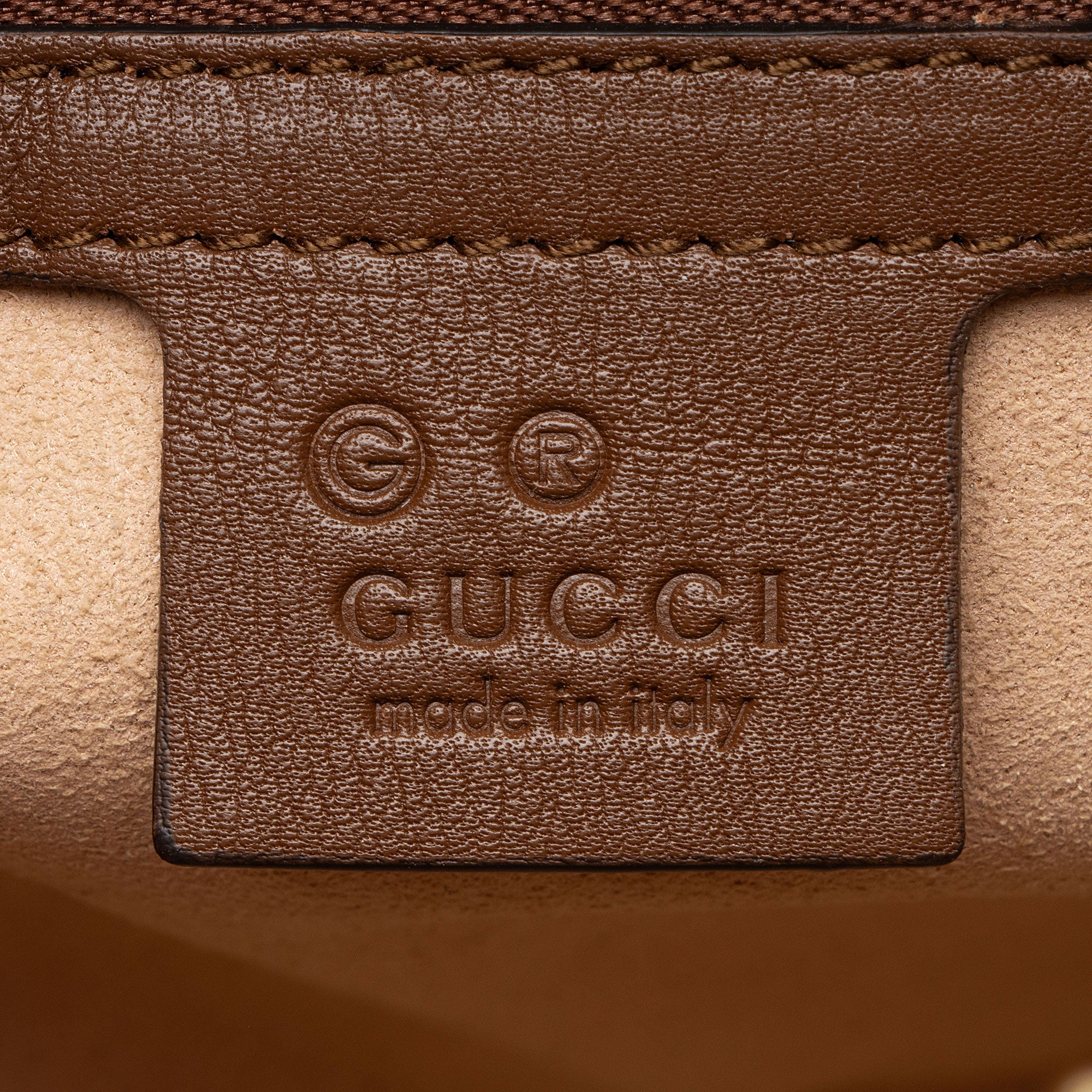 Gucci GG Supreme Large Zip Top Tote