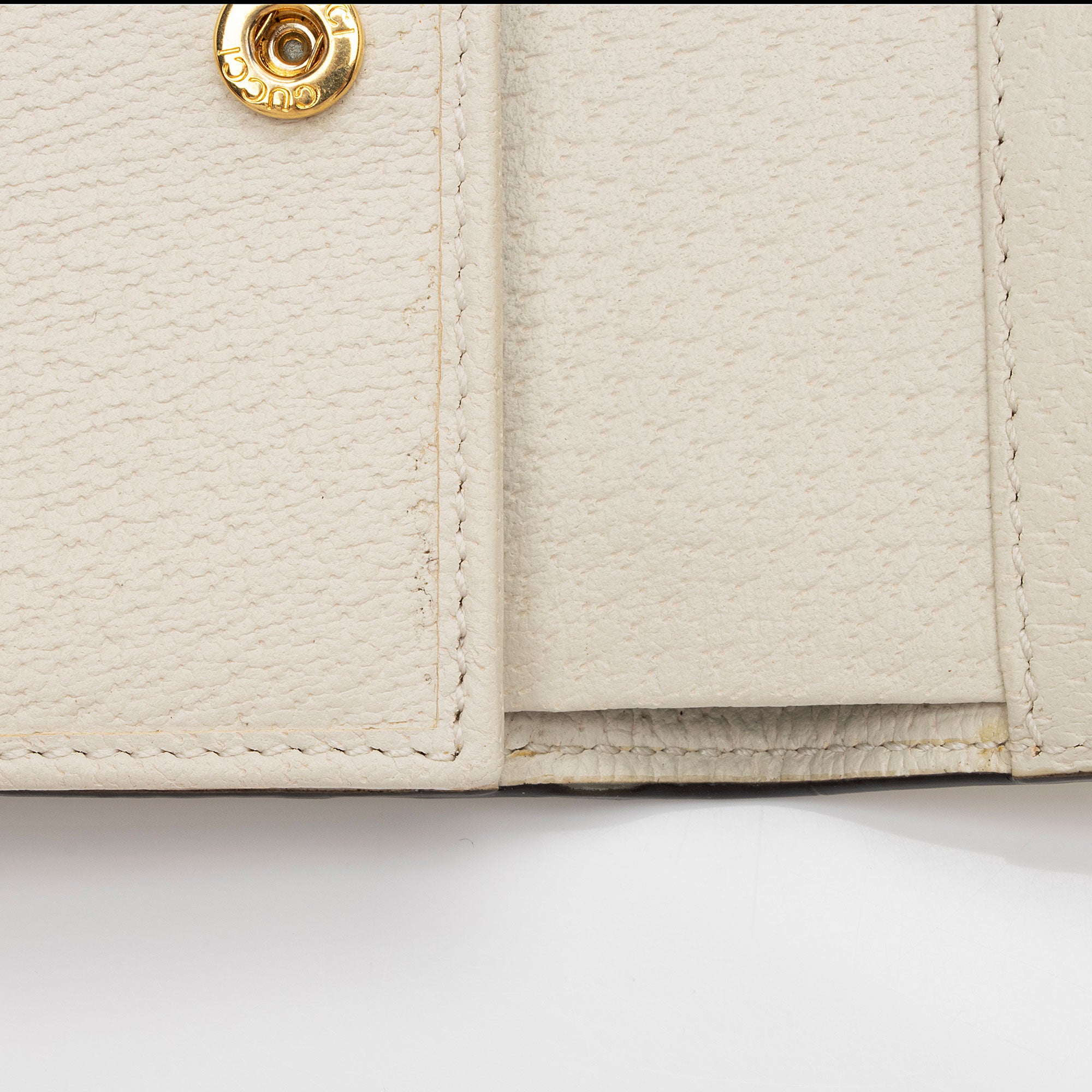 Gucci GG Supreme Leather Bee Star Padlock Compact Wallet (SHF-ZjgWCN)