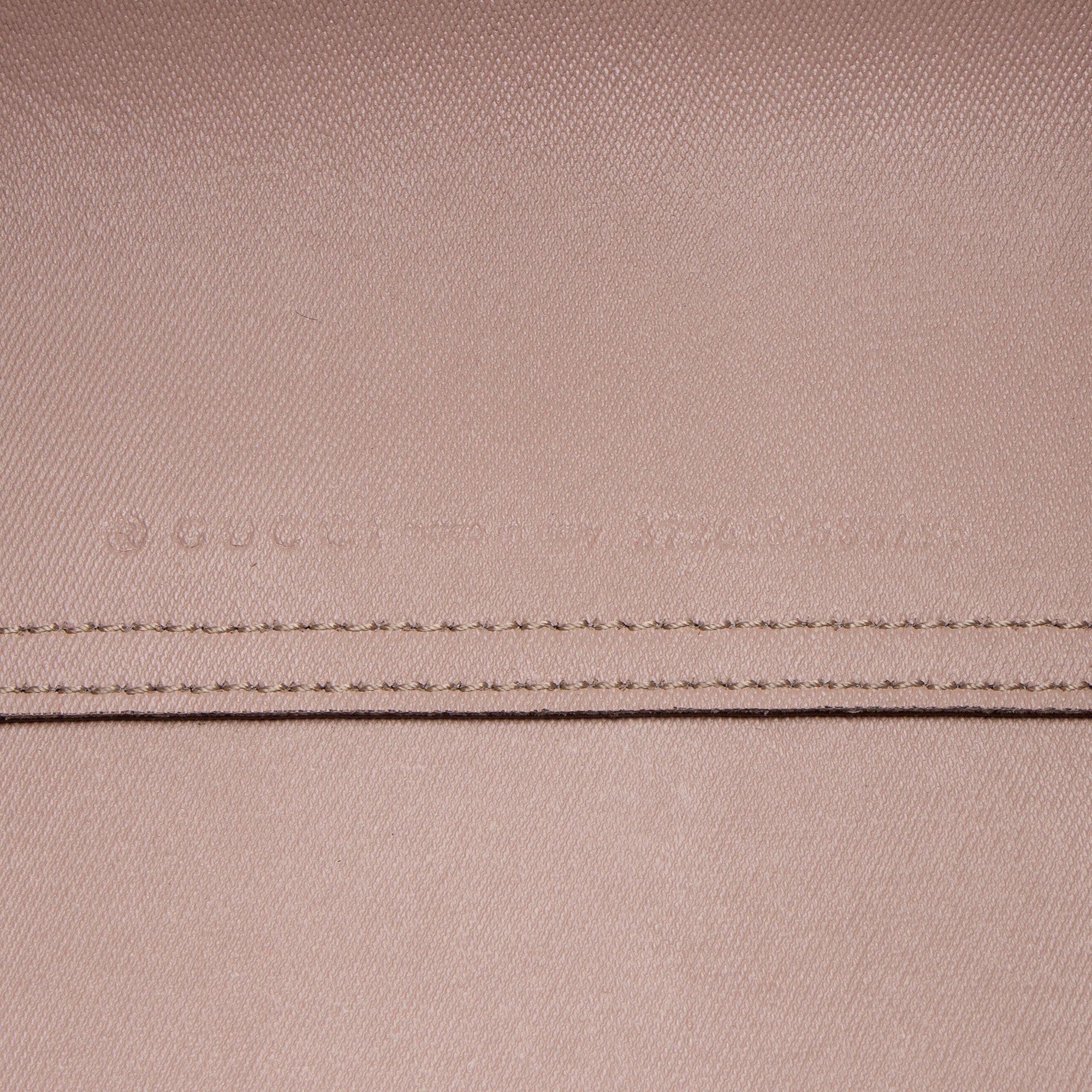Gucci GG Supreme Leather Reversible Small Tote (SHF-zpwKGA)