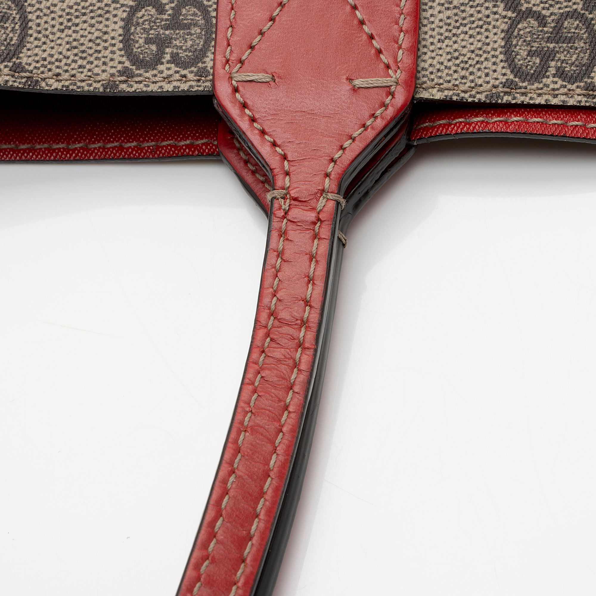Gucci GG Supreme Medium Reversible Tote (SHF-VpKL0G)