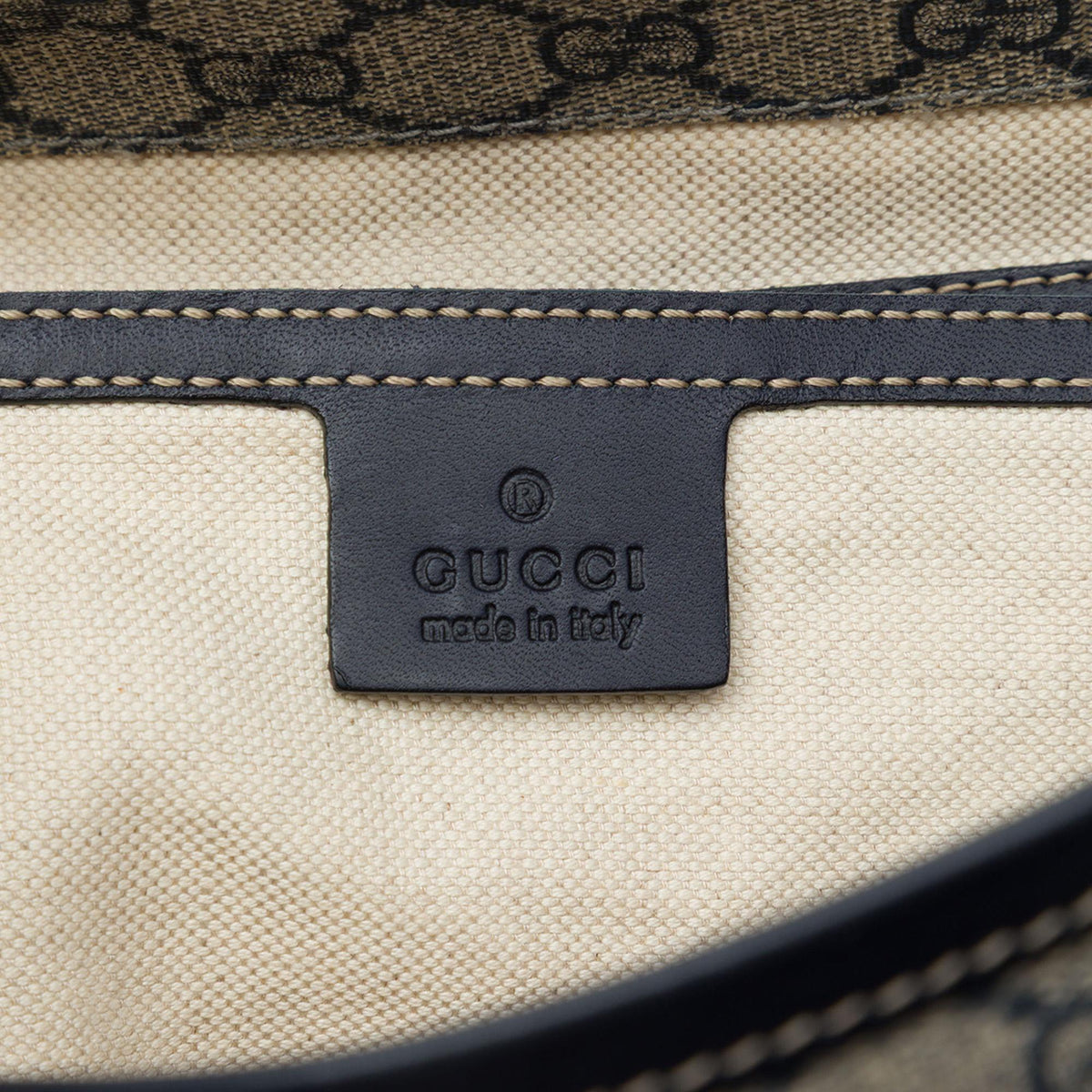 Gucci GG Supreme Messenger Bag