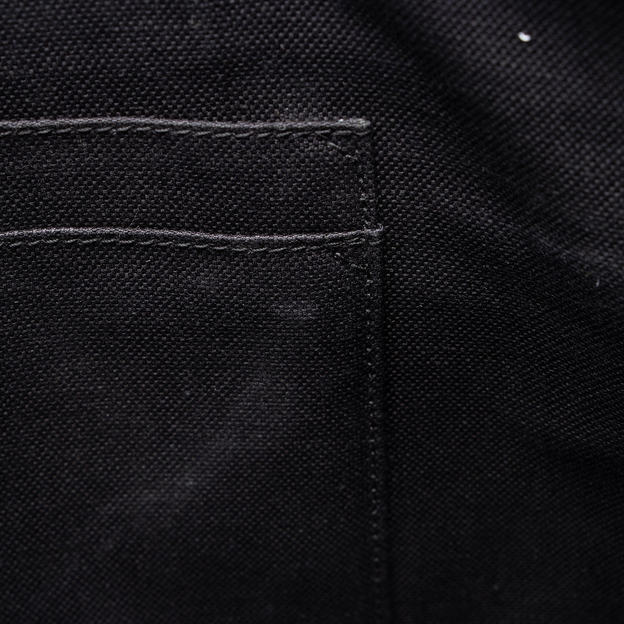 Gucci GG Supreme Messenger