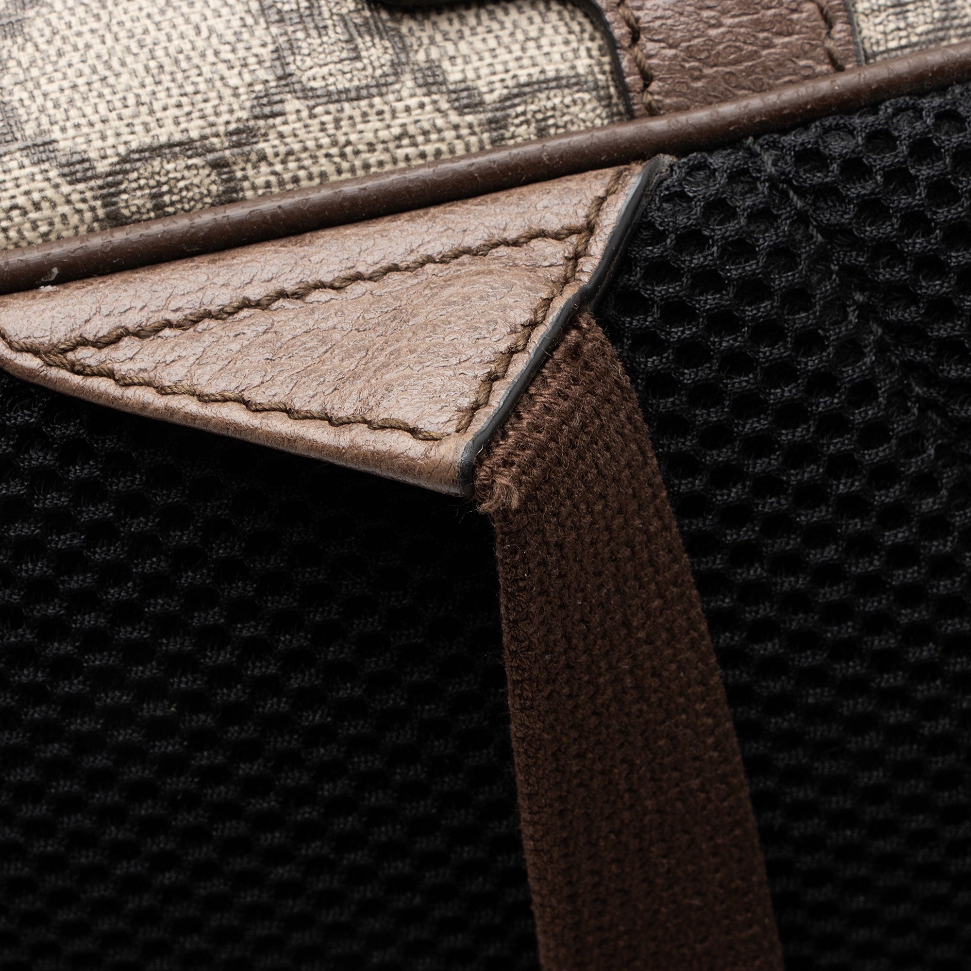 Gucci GG Supreme Ophidia Medium Backpack