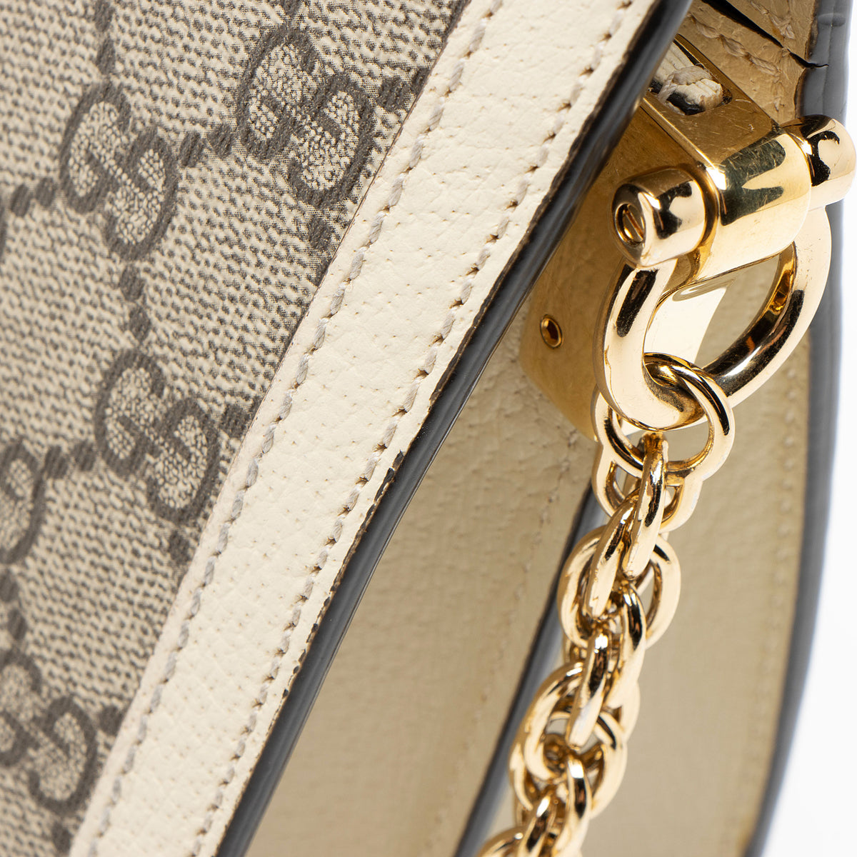 Gucci GG Supreme Ophidia Medium Chain Shoulder Bag