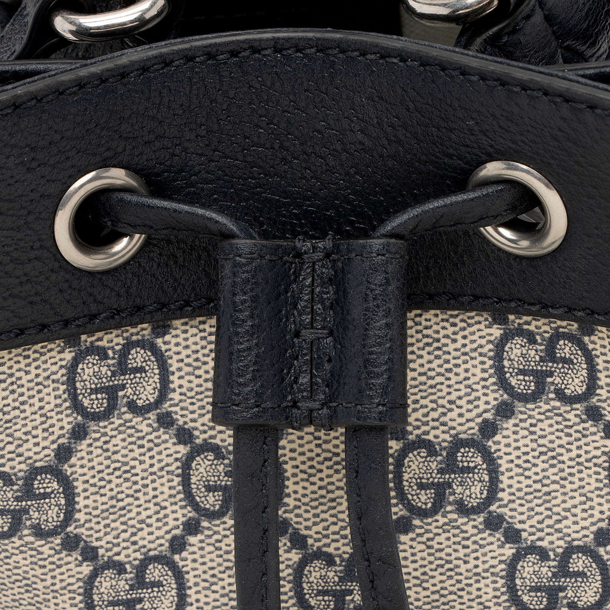 Gucci GG Supreme Ophidia Mini Bucket Bag (SHF-ZawUrB)