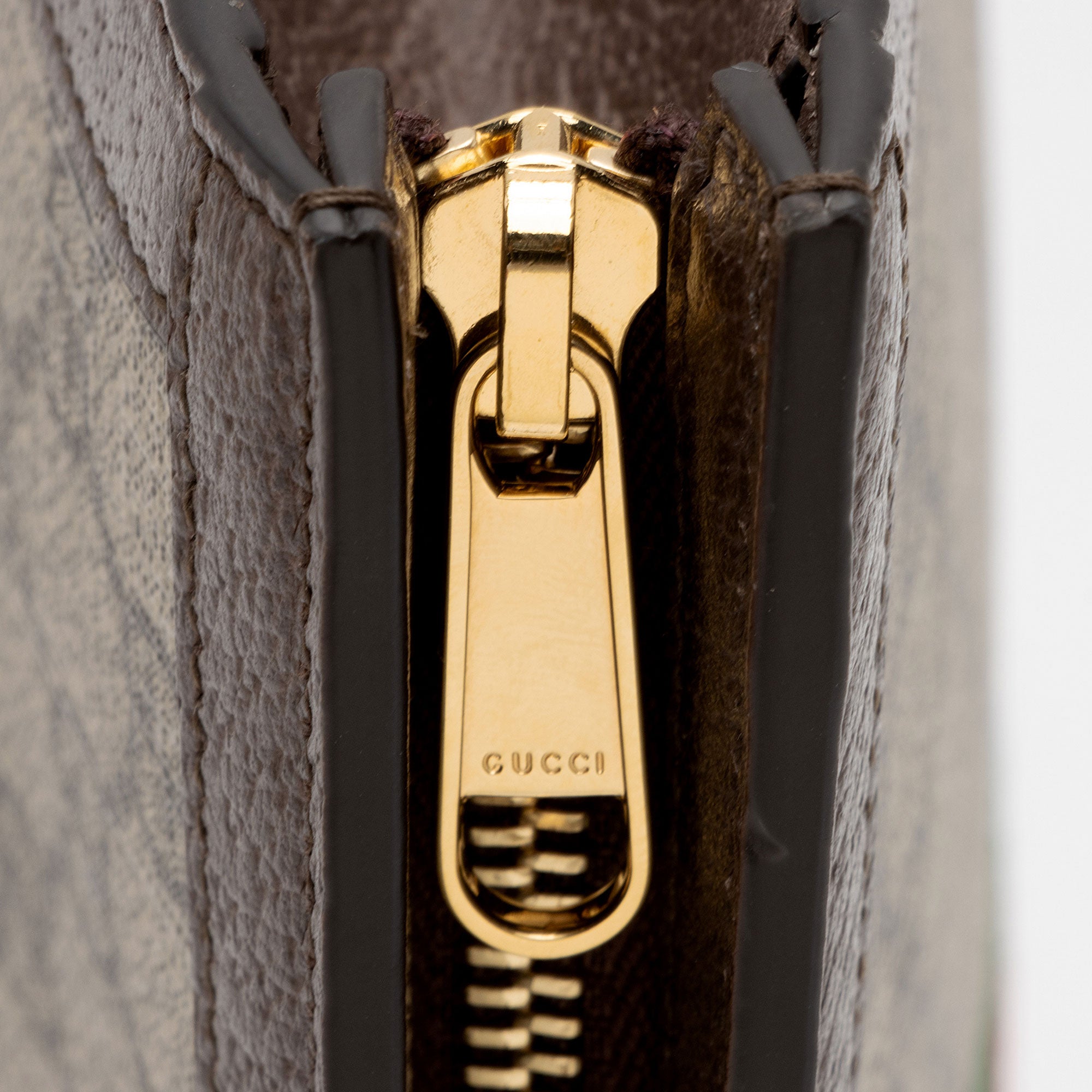 Gucci GG Supreme Ophidia Pouch (SHF-aTANc5)