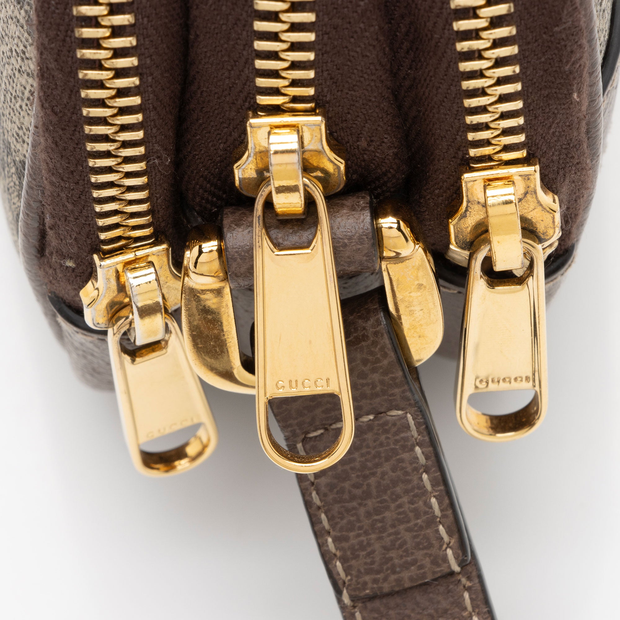 Gucci GG Supreme Ophidia Triple Zip Crossbody (SHF-5GZksx)