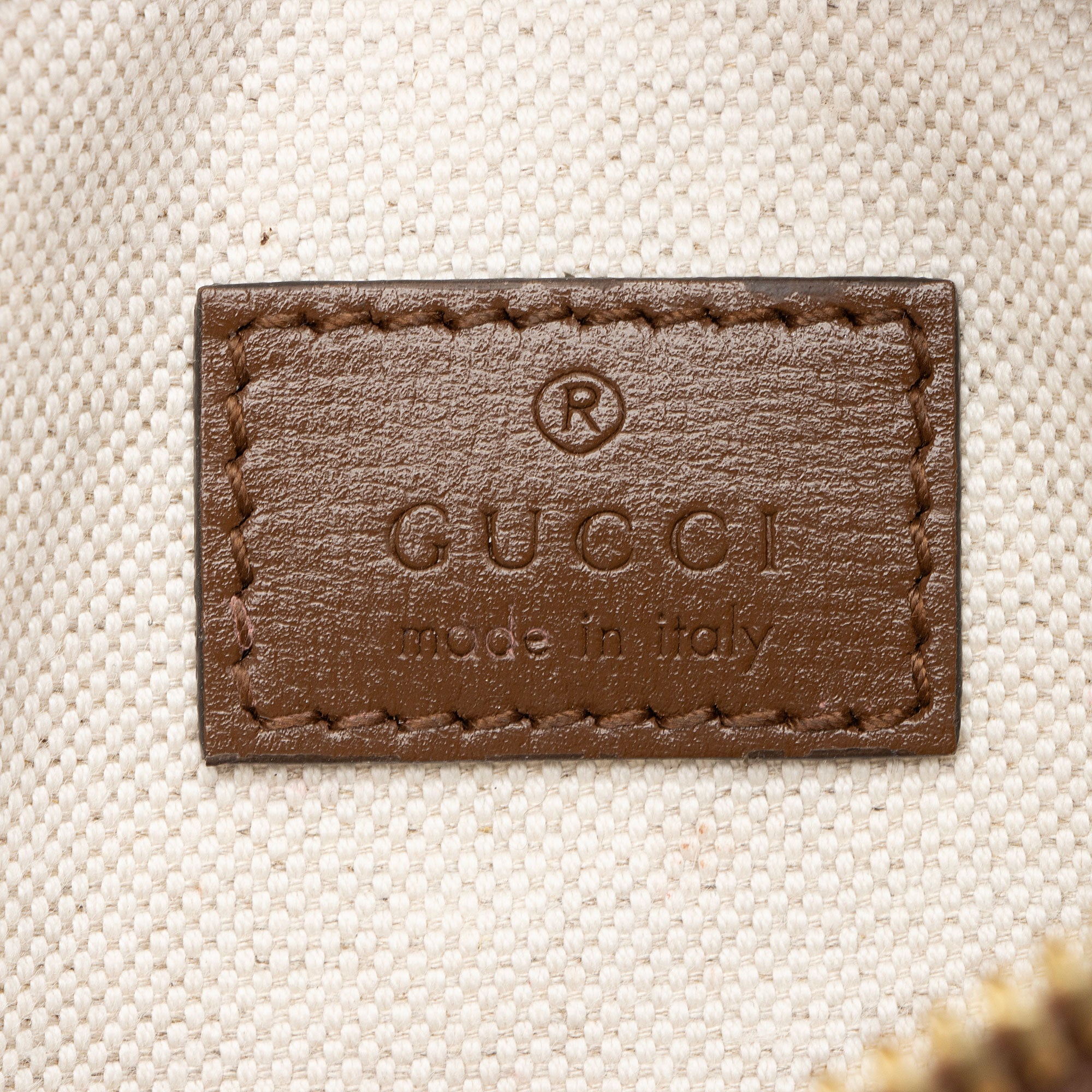 Gucci GG Supreme Retro Belt Bag
