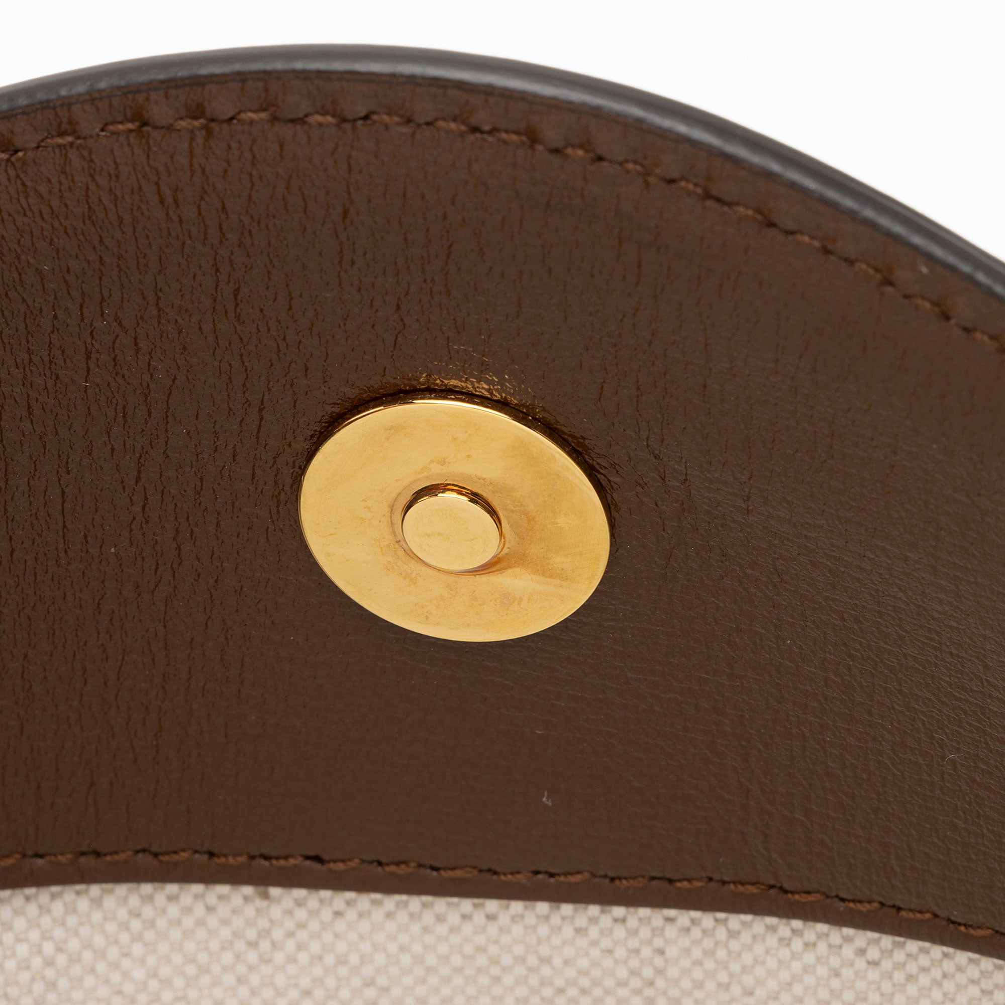 Gucci GG Supreme Retro Messenger (SHF-Zrpy5D)