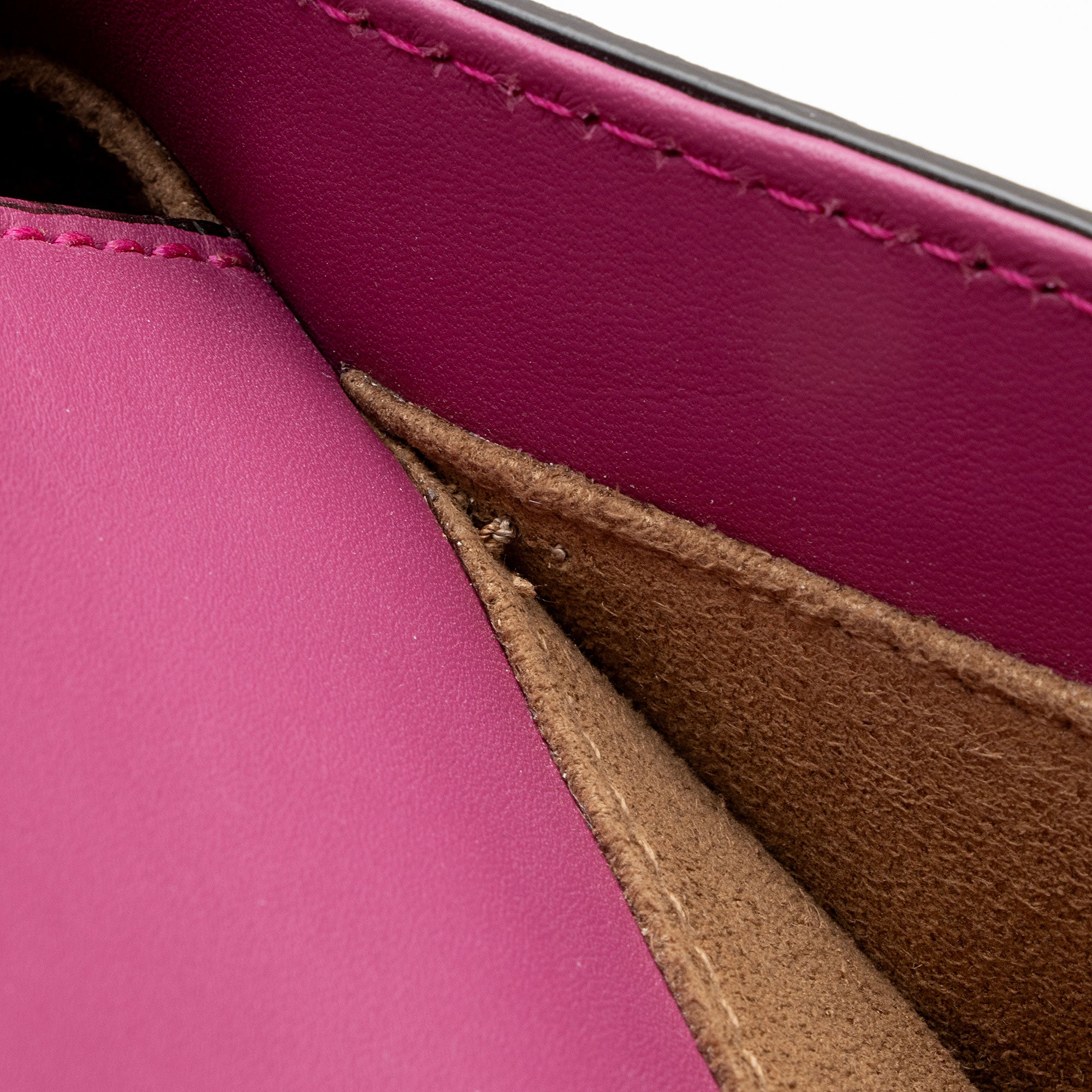 Gucci GG Supreme Small Tote (SHF-drDGfG)