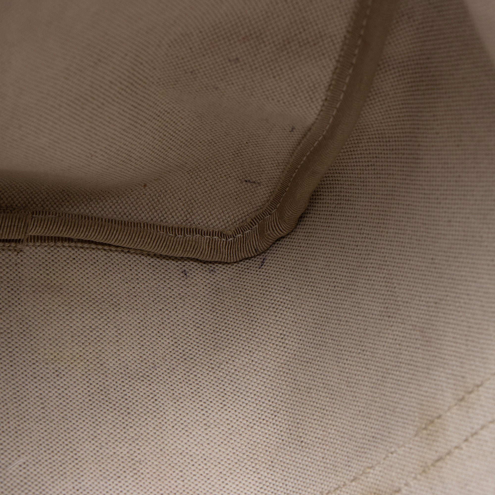 Gucci GG Supreme Tattoo Hearts Joy Boston Bag