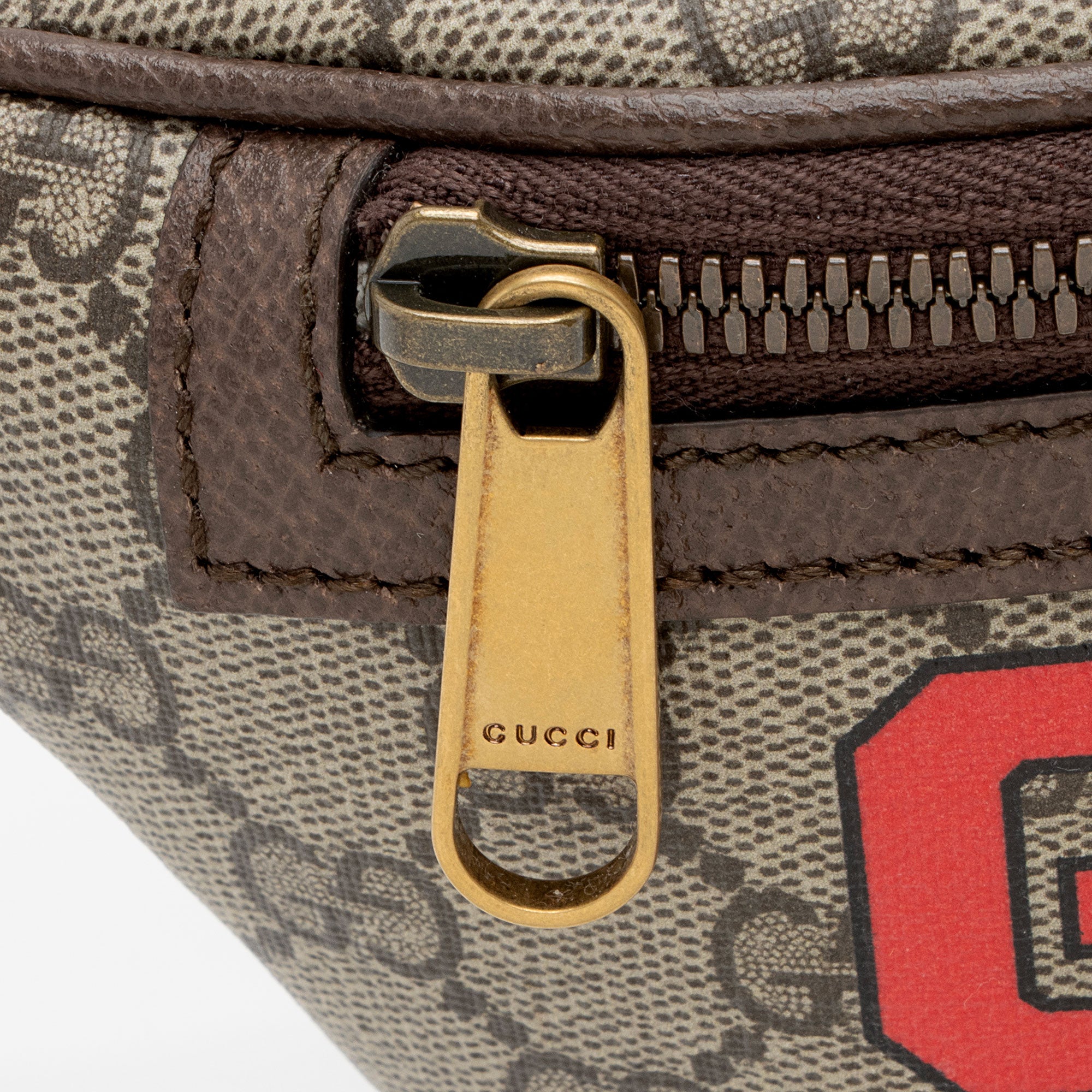 Gucci GG Supreme Tiger Belt Bag (SHF-uOGrKL)