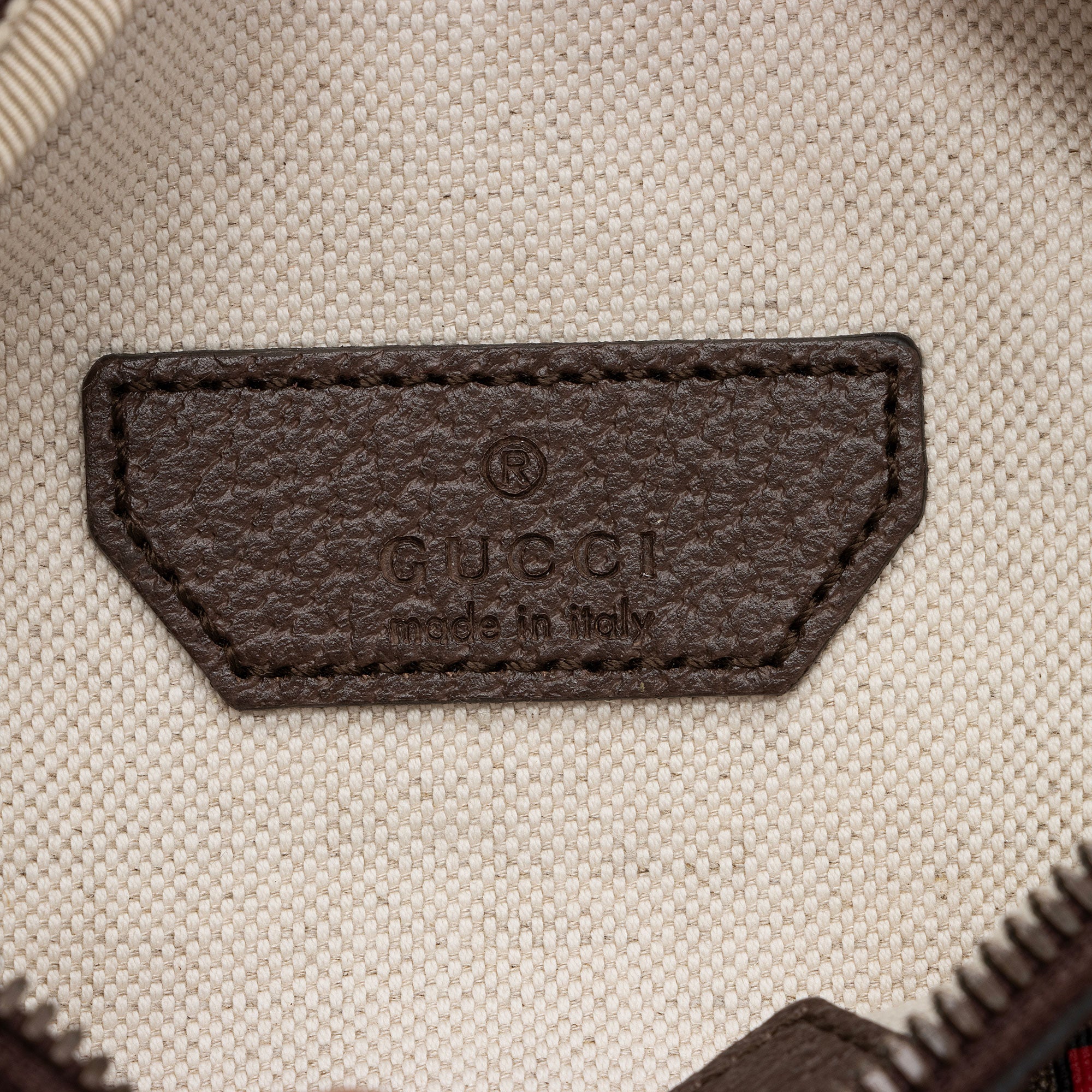 Gucci GG Supreme Tiger Belt Bag (SHF-cSEBoM)