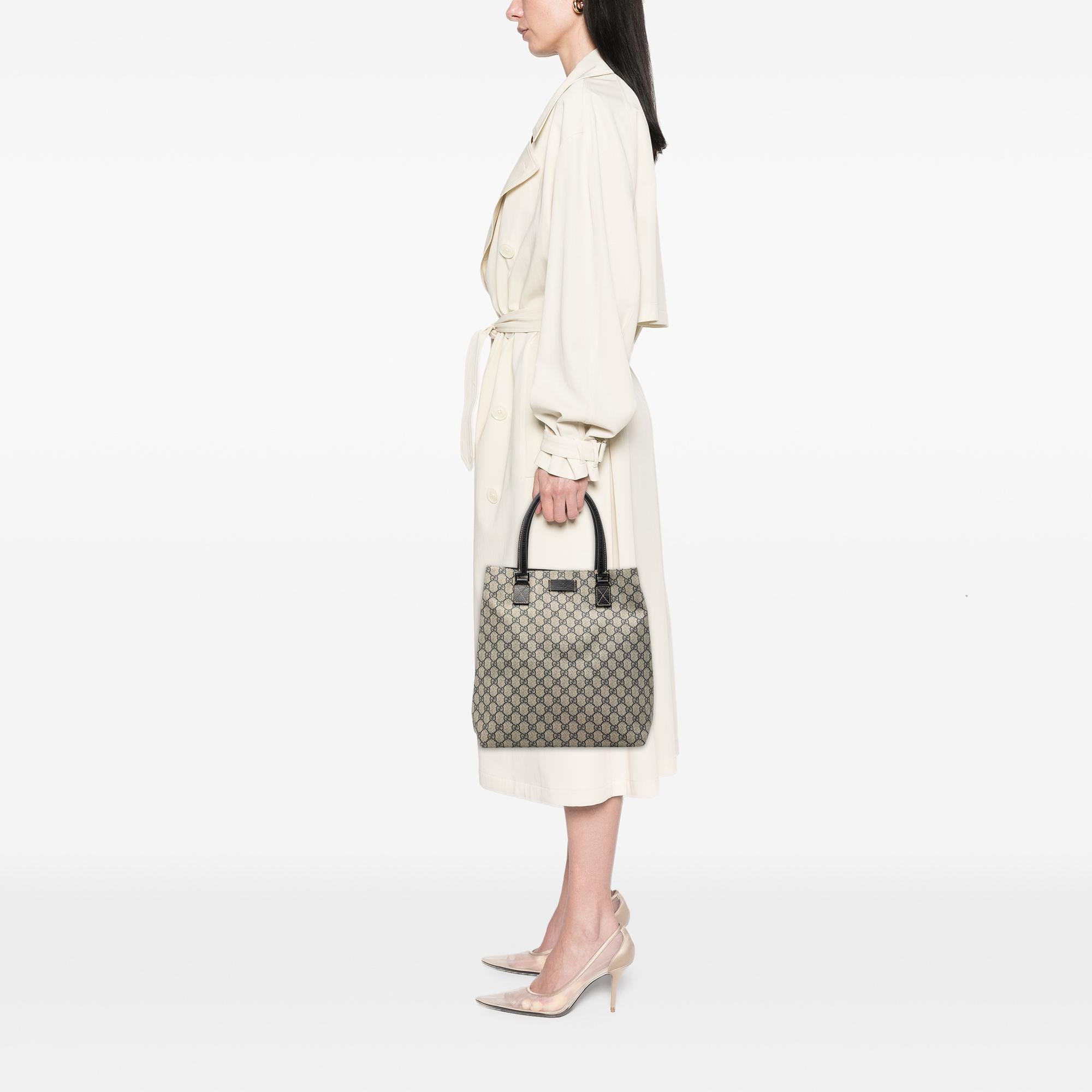 Gucci GG Supreme Tote