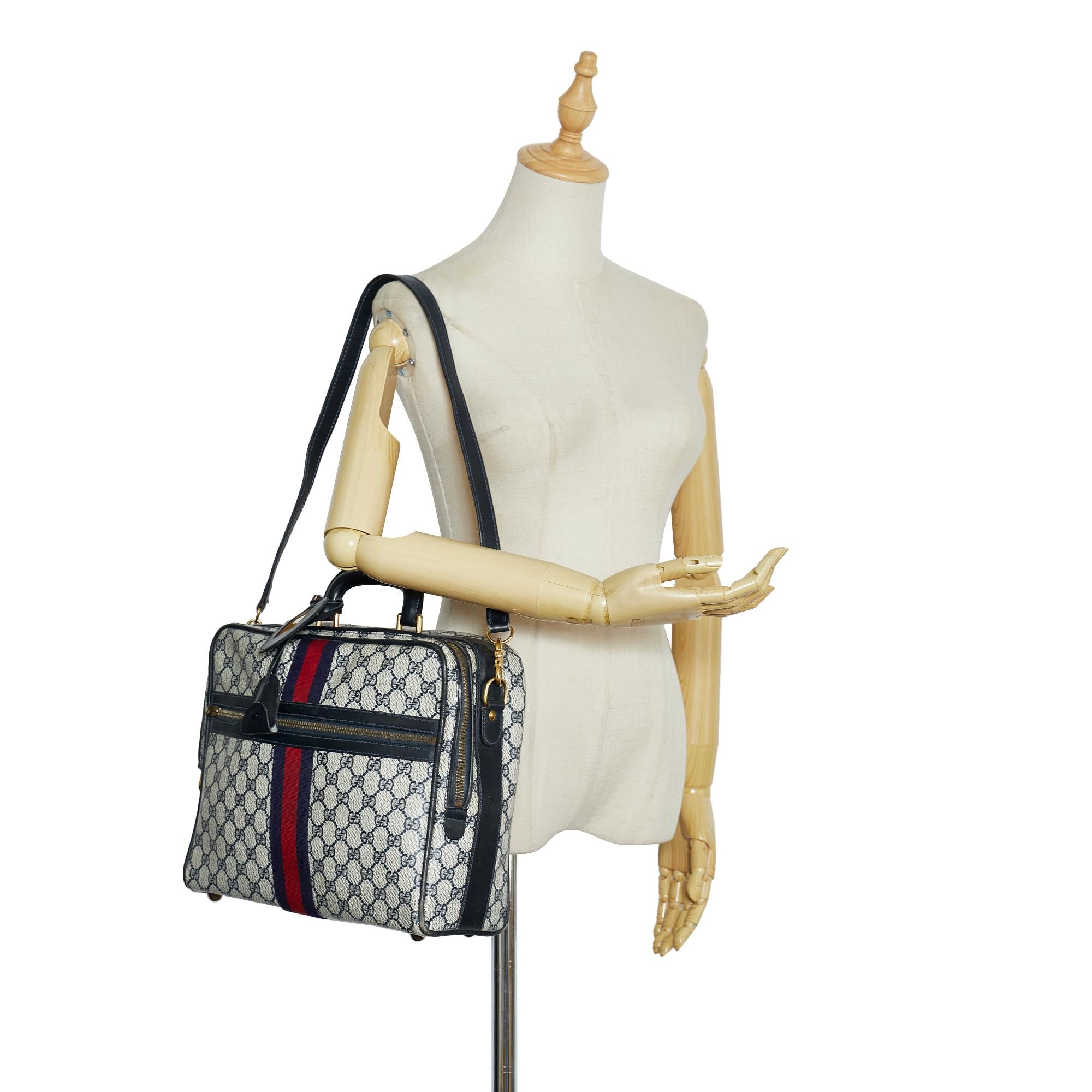 Gucci GG Supreme Web Business Bag (SHG-zyhuKS)