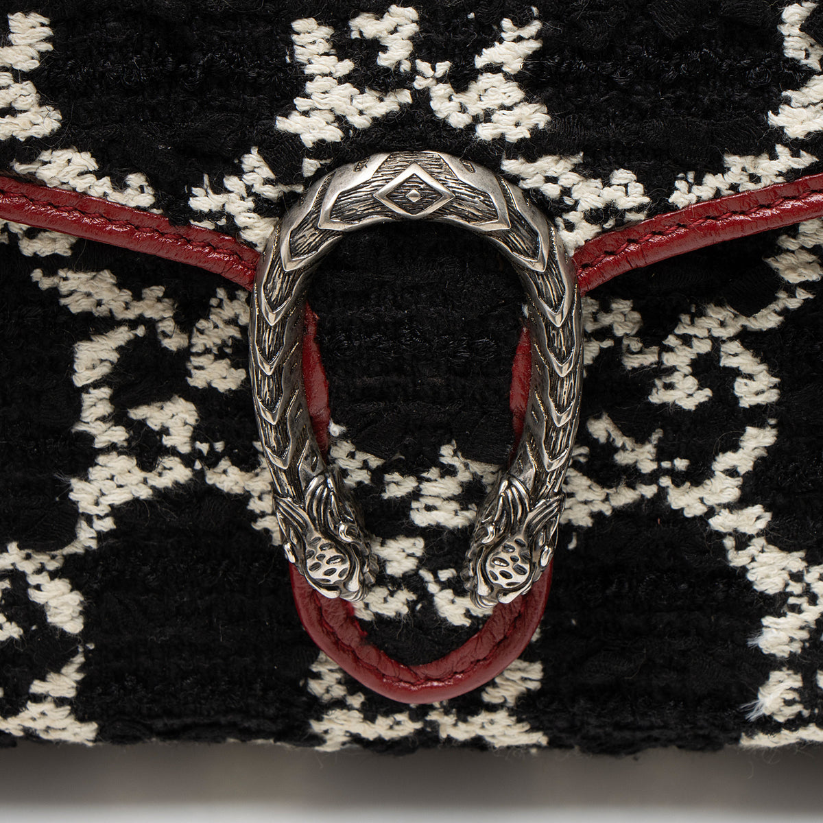 Gucci GG Tweed Dionysus Chain Wallet