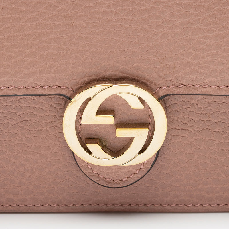 Gucci Leather Interlocking G Chain Wallet (SHF-ynDxvx)