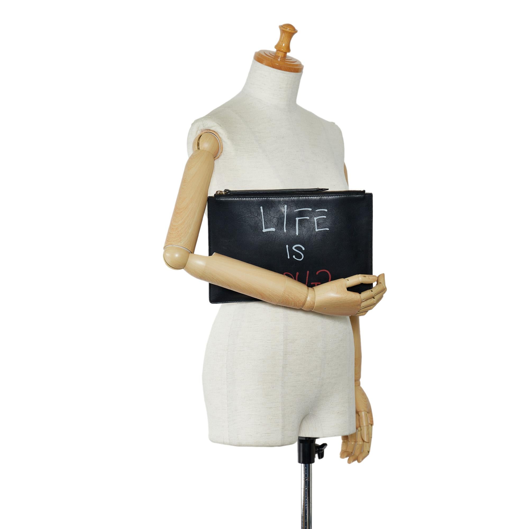 Gucci Gucci Ghost Life is Gucci Leather Clutch Bag (SHG-QPhnpZ)