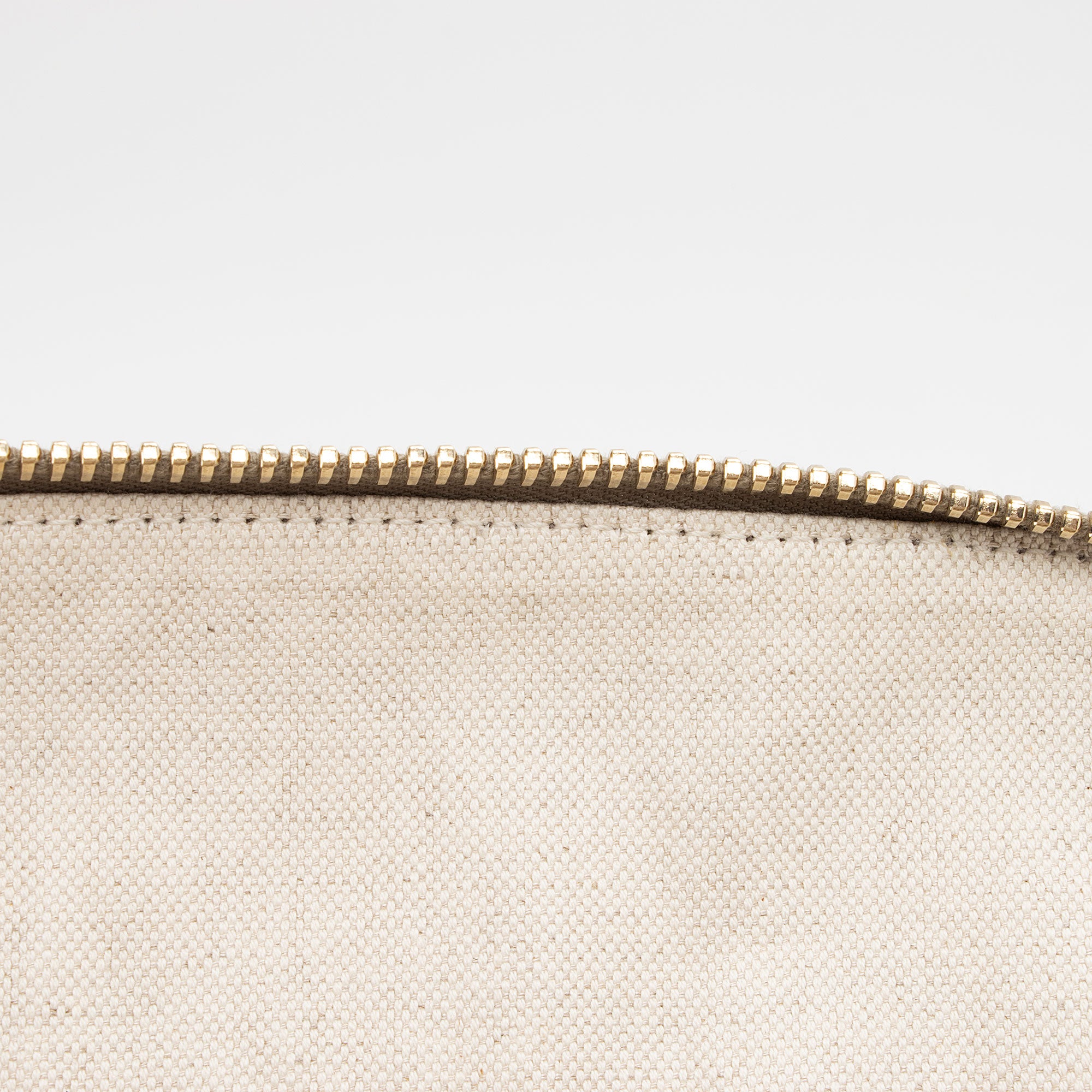 Gucci Guccissima Leather Bree Small Shoulder Bag (SHF-qXXyCM)