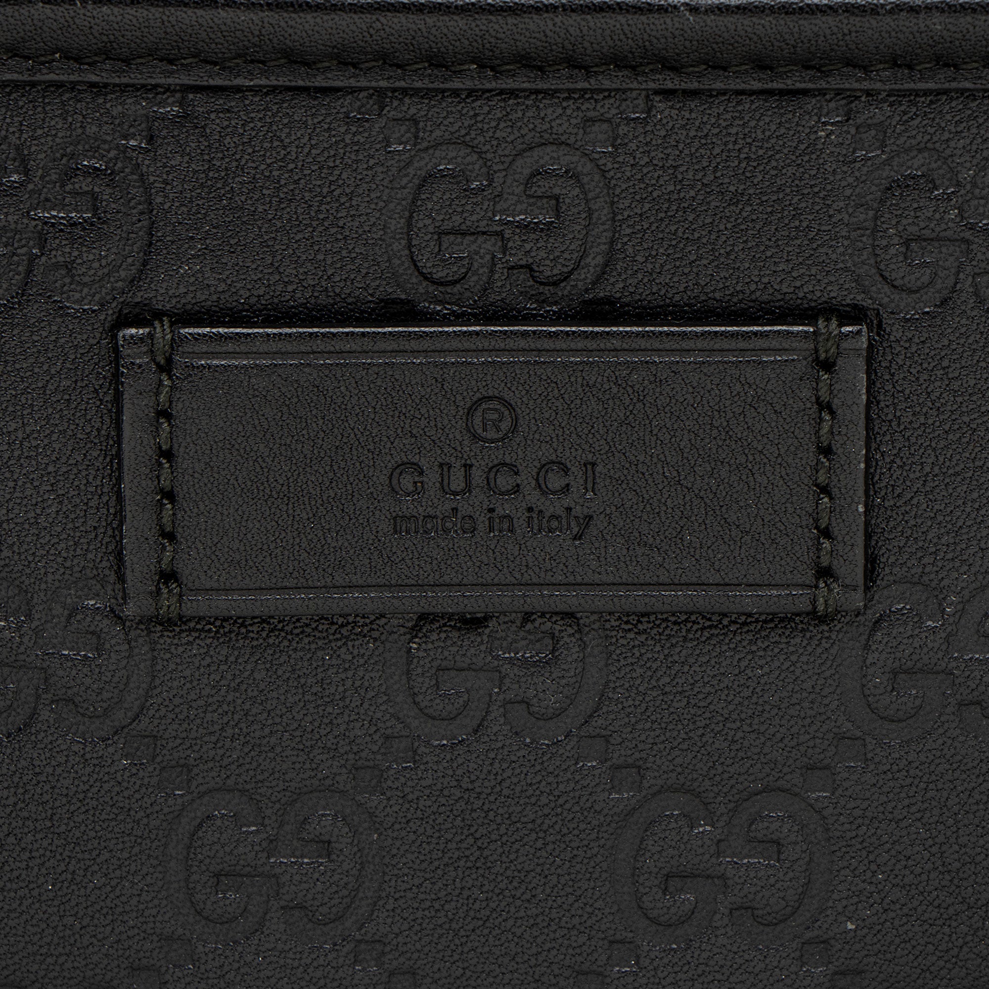 Gucci Guccissima Leather Classic Medium Zip Tote (SHF-CnrScb)