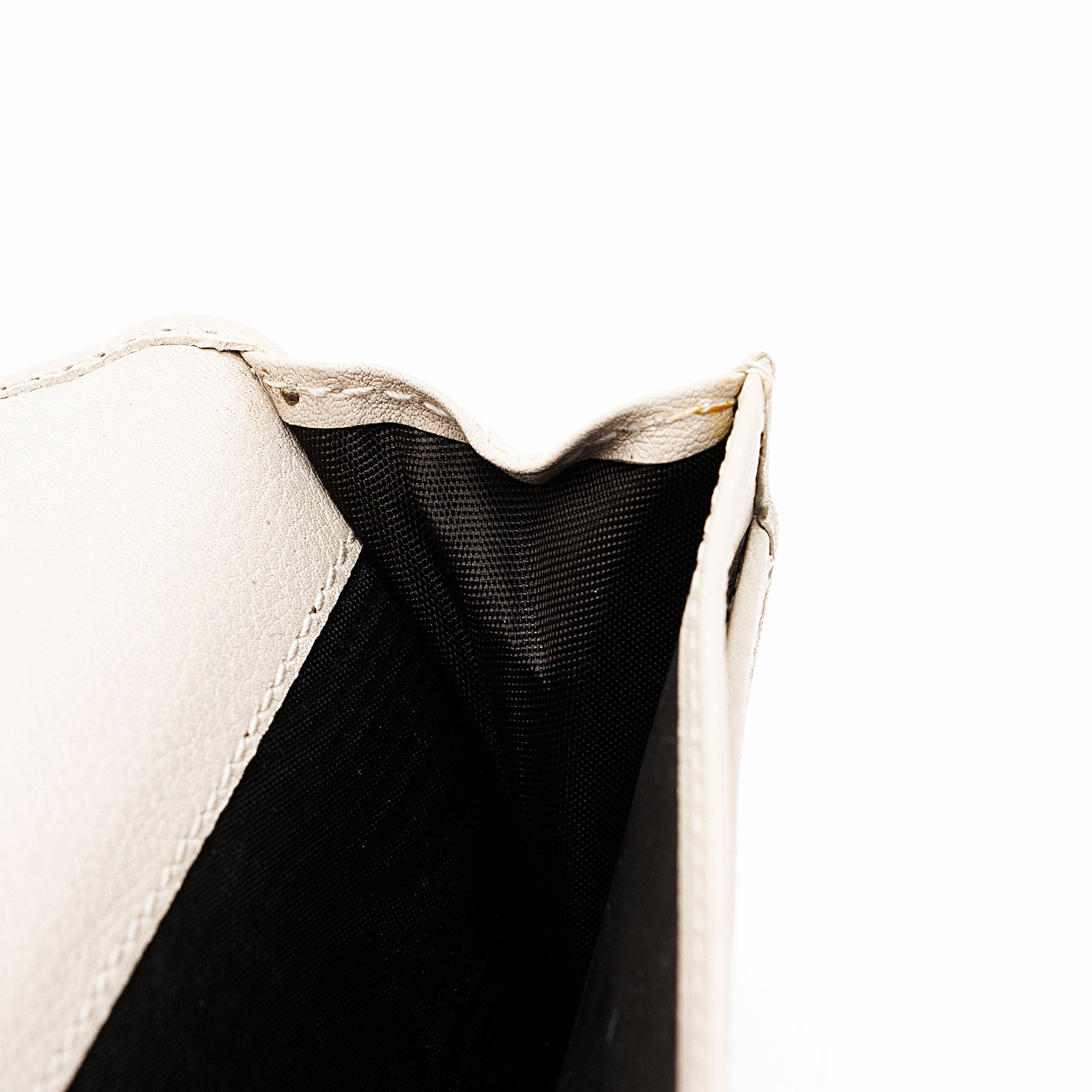 Gucci Guccissima Leather Script Wallet