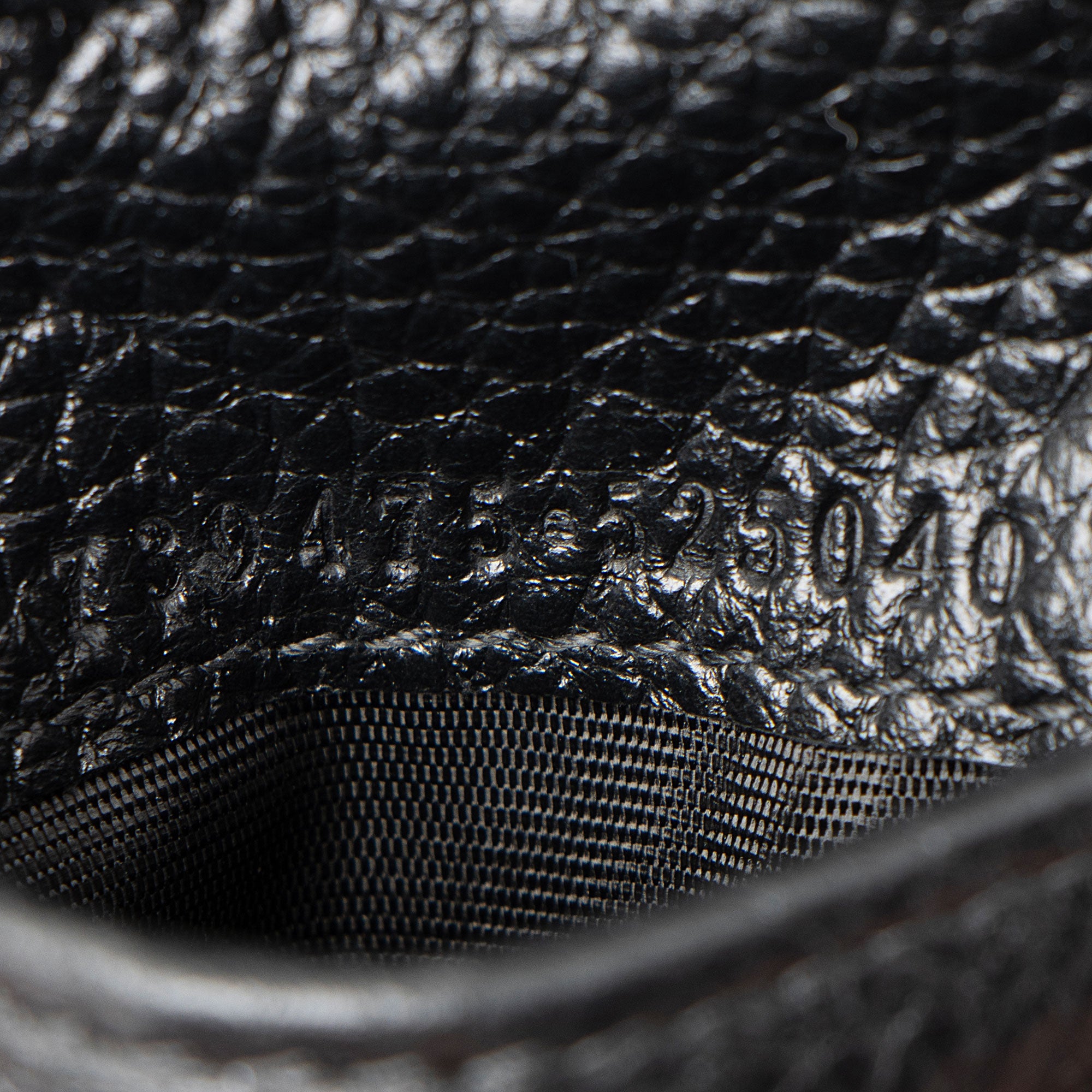 Gucci Jumbo GG Embossed Leather Bifold Wallet (SHF-mmlHGv)