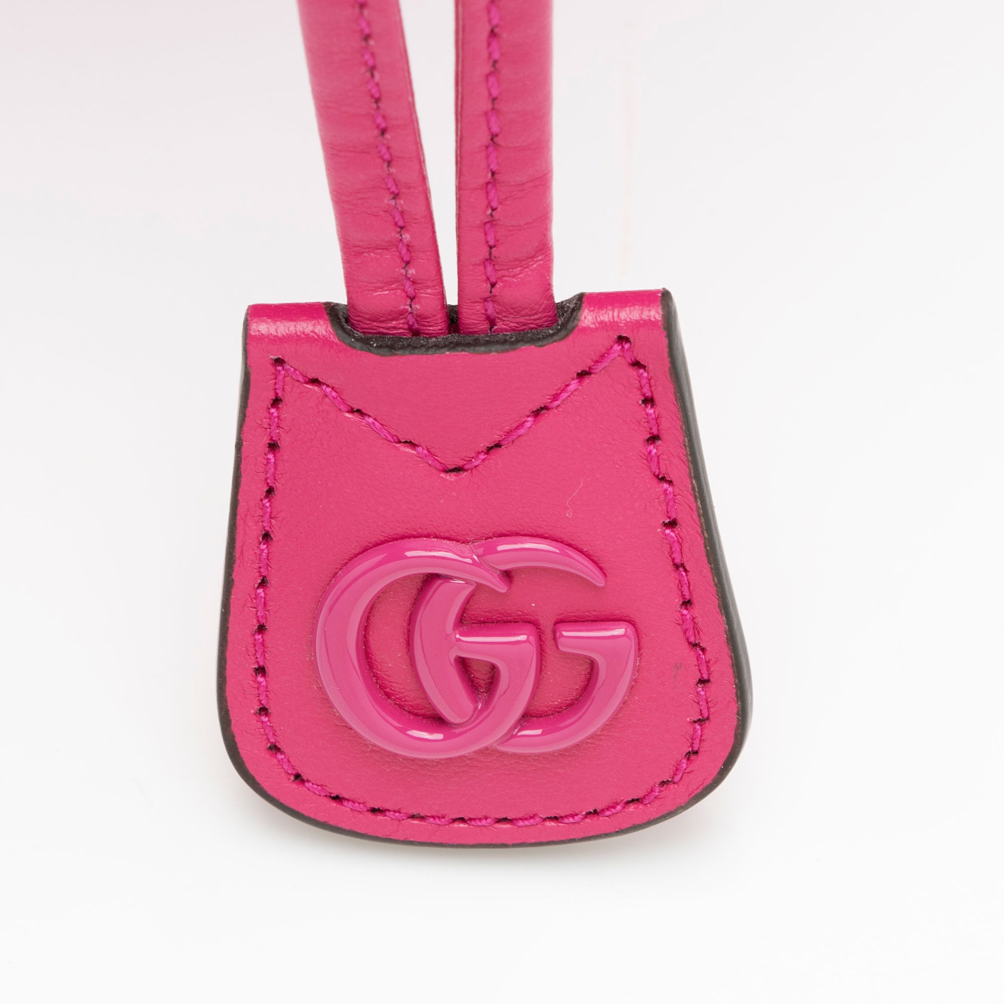 Gucci Jumbo GG Matelasse Leather Bucket Bag