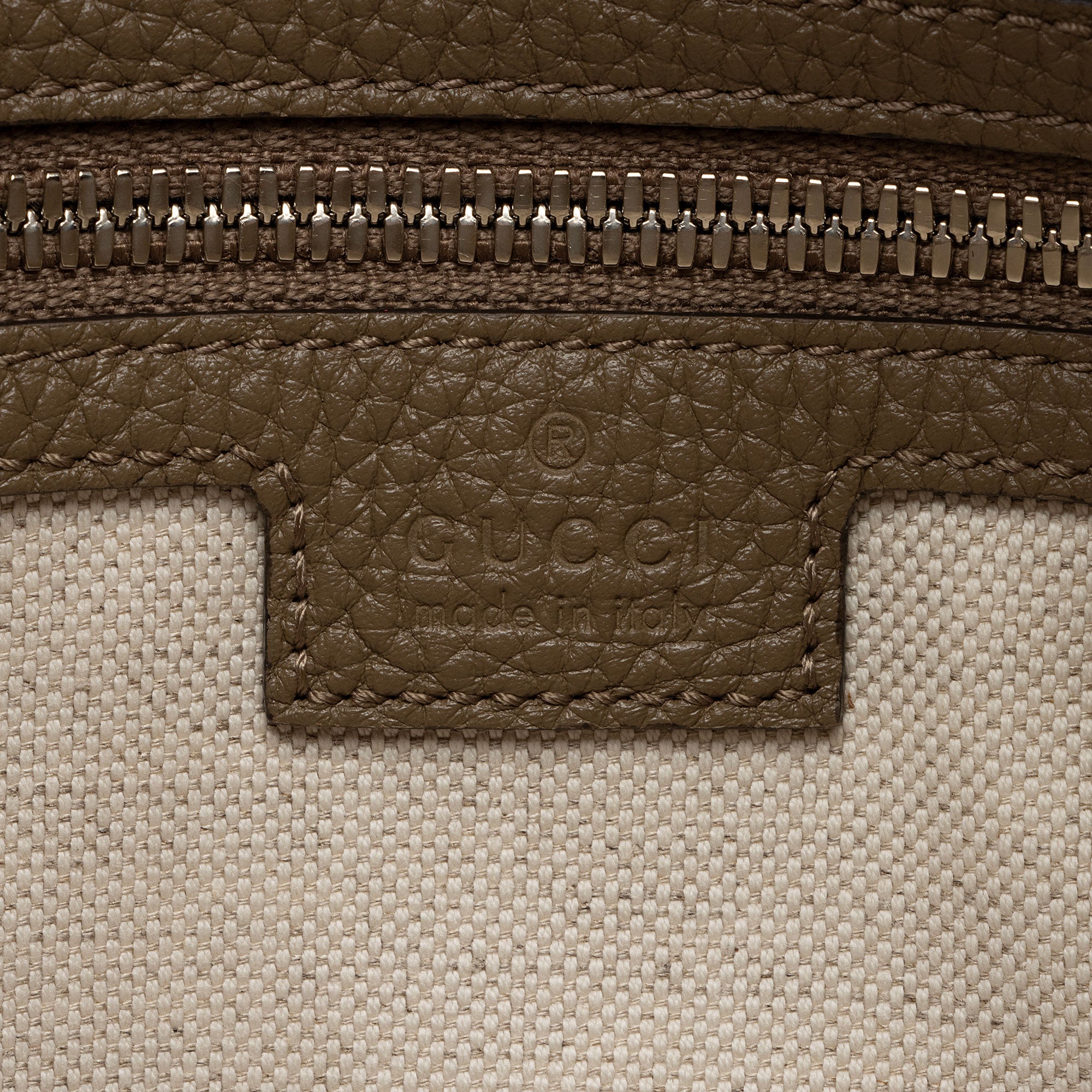 Gucci Jumbo GG Leather Small Duffle Bag (SHF-sZdAaV)