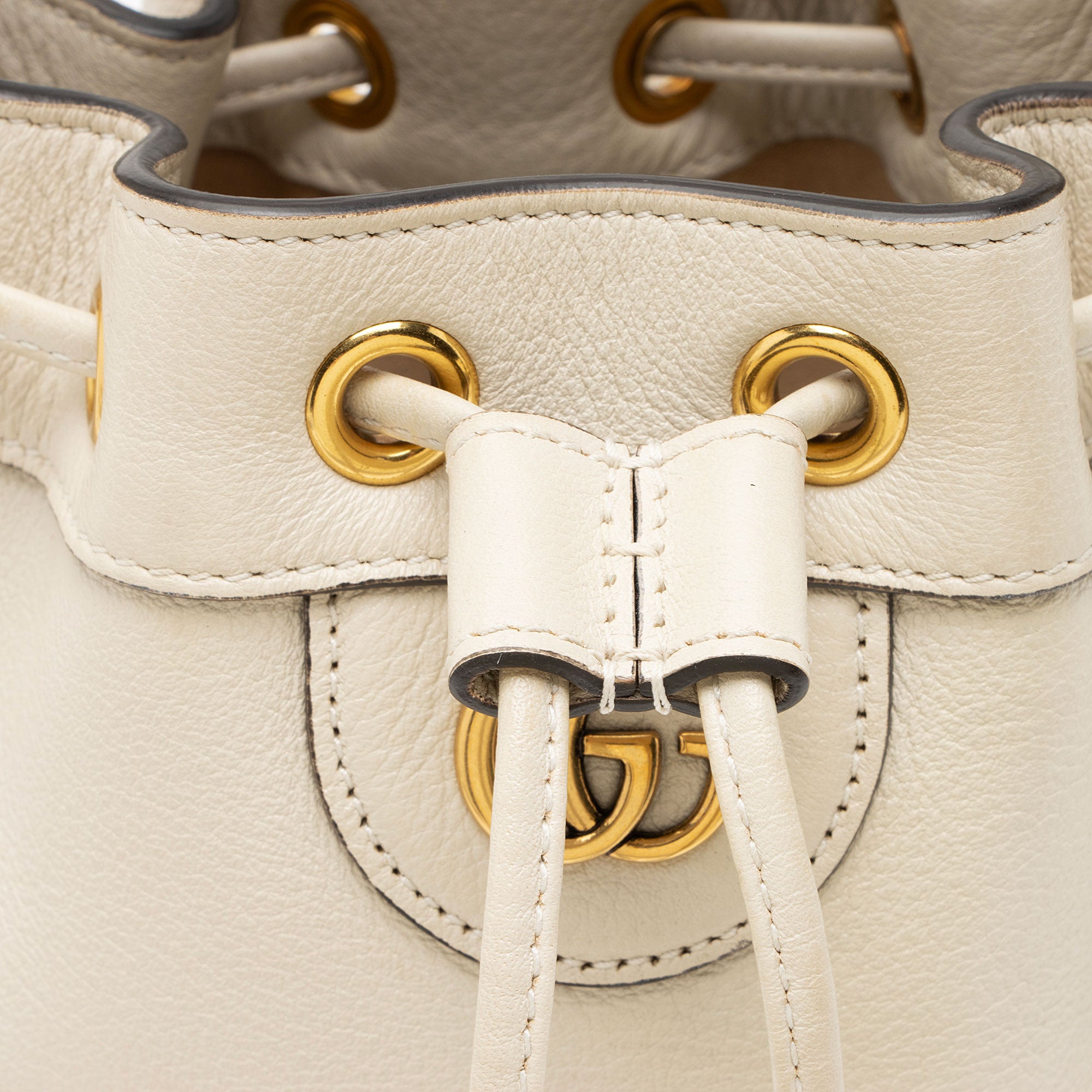 Gucci Leather Bamboo Diana Mini Bucket Bag