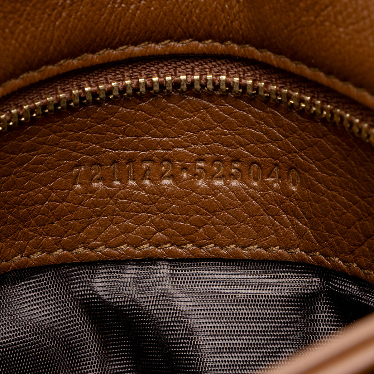 Gucci Leather Blondie Medium Shoulder Bag