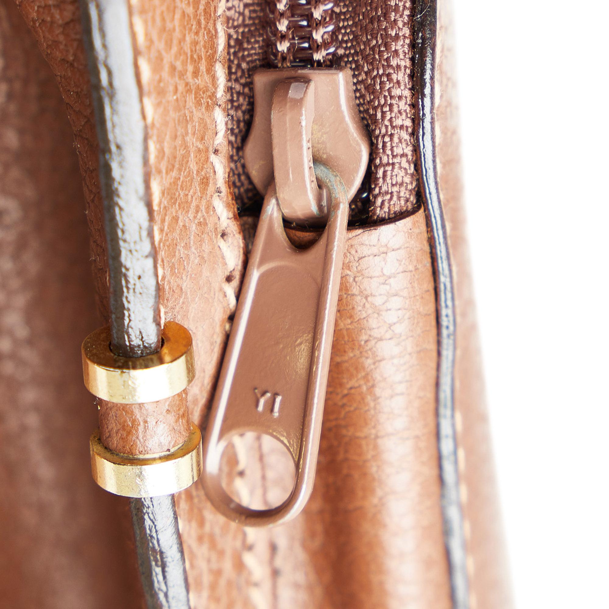 Gucci Leather Briefcase (SHG-fXUOtt)