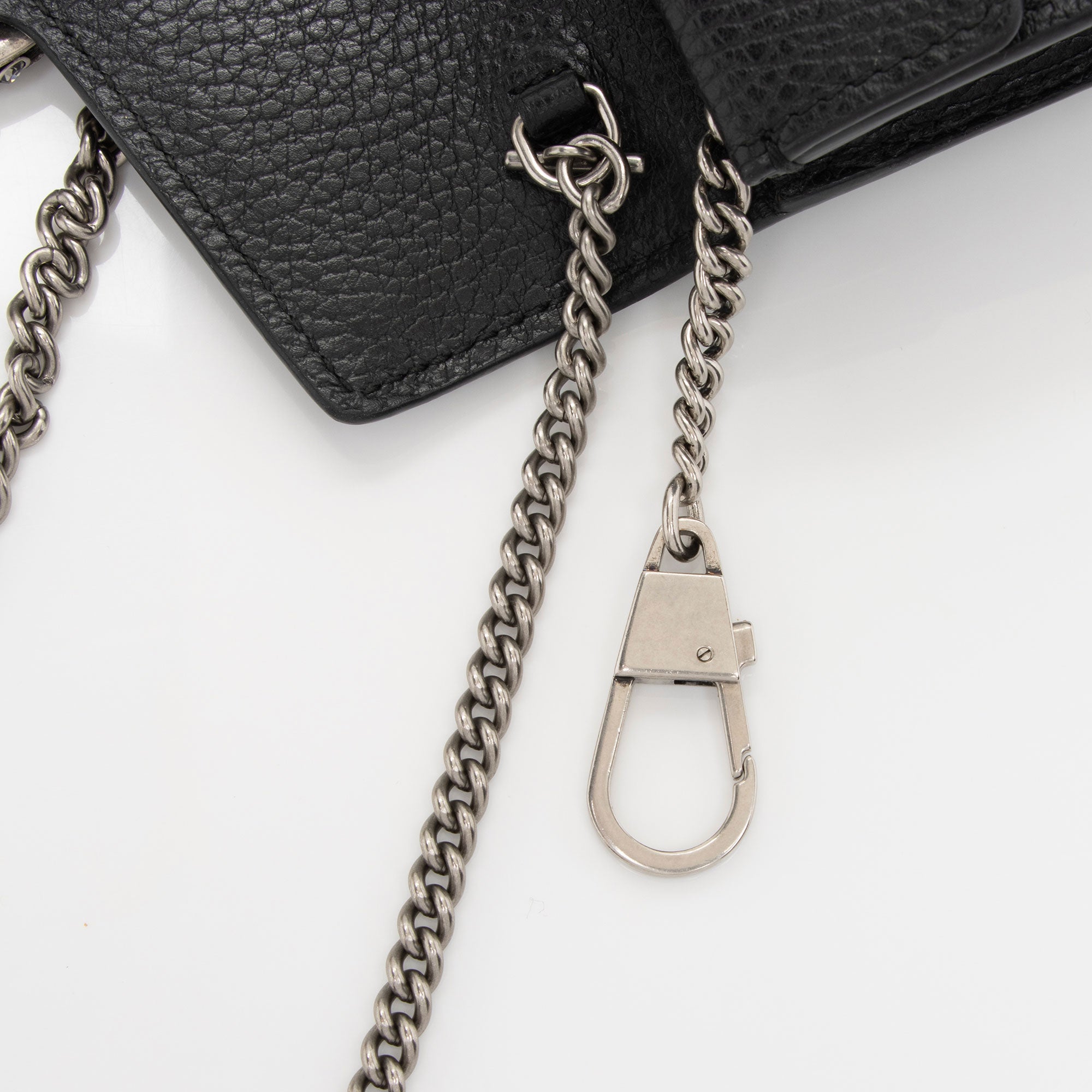 Gucci Leather Dionysus Super Mini Bag (SHF-vEOAxI)