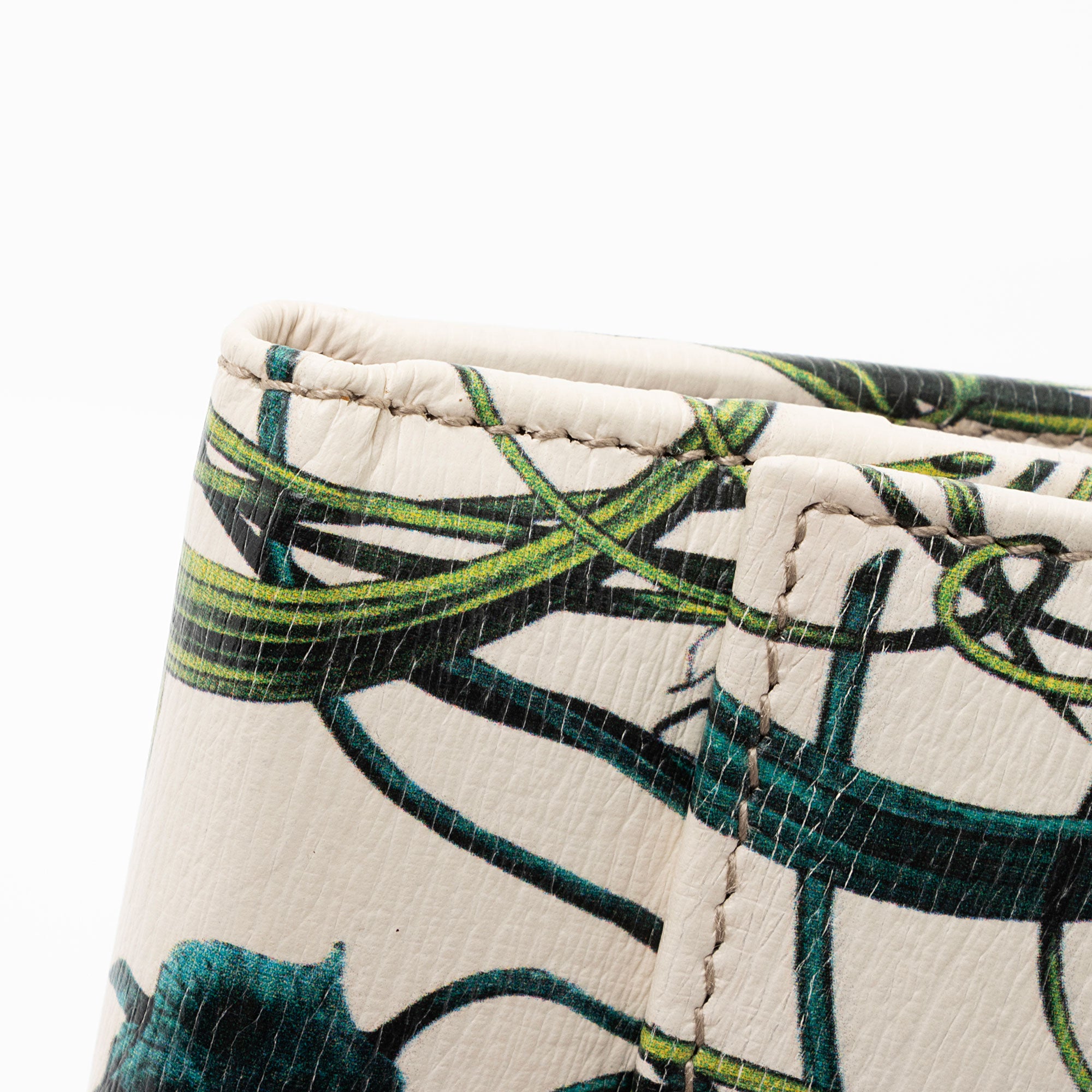 Gucci Leather Flora Nice French Flap Wallet (SHF-pELWjp)