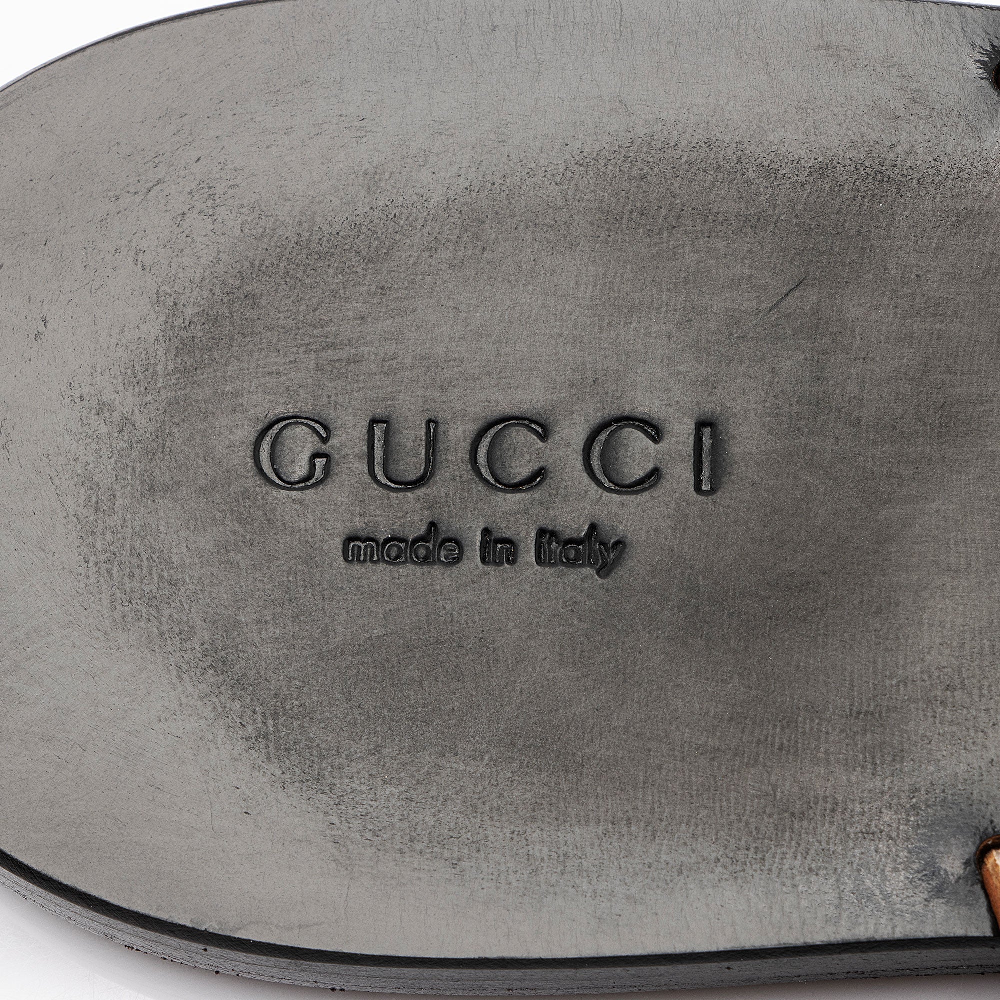 Gucci Leather GG Marmont Thong Sandals - Size 10 / 40 (SHF-8lraB5)