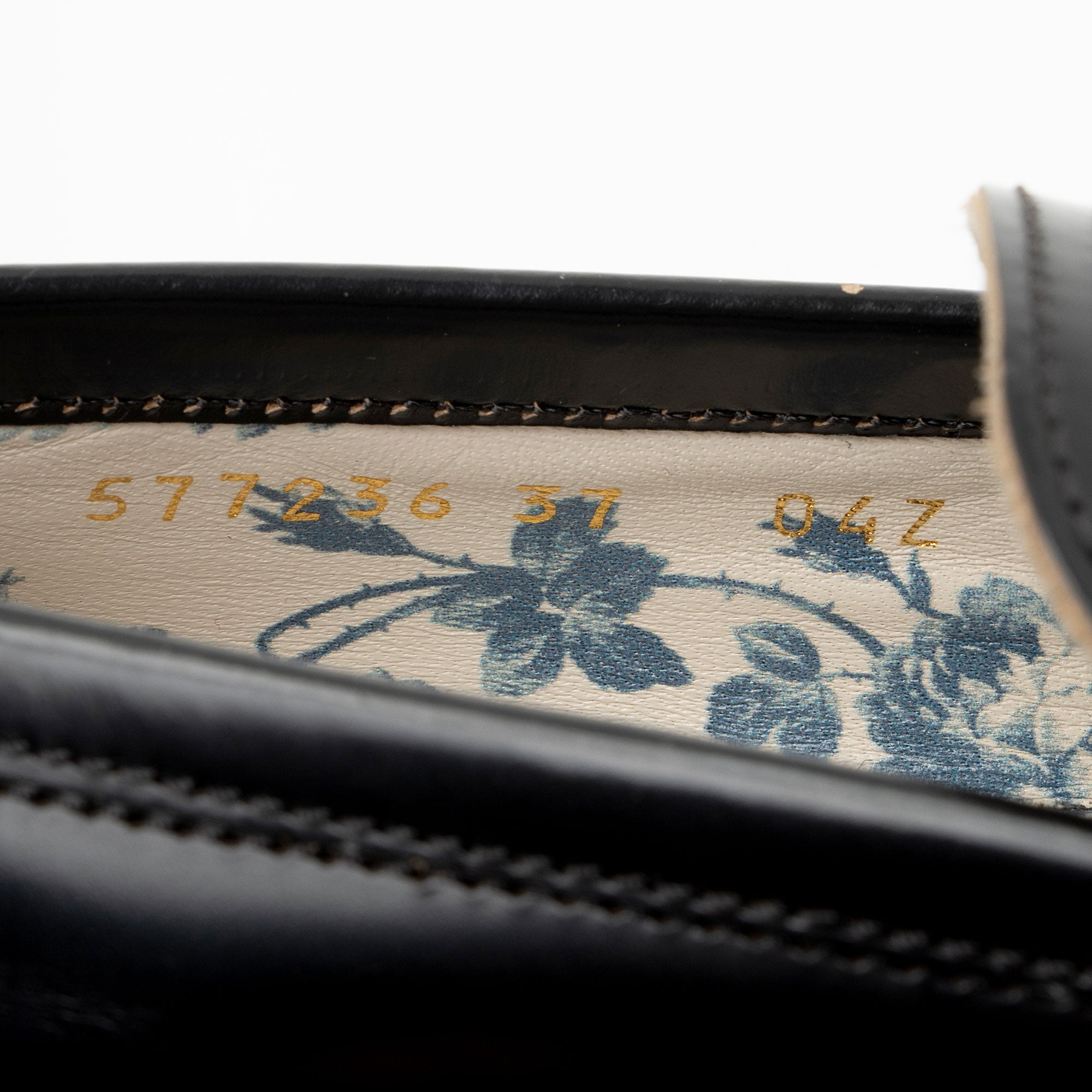 Gucci Leather Horsebit Lug Sole Loafers - Size 7 / 37 (SHF-OX7xlG)