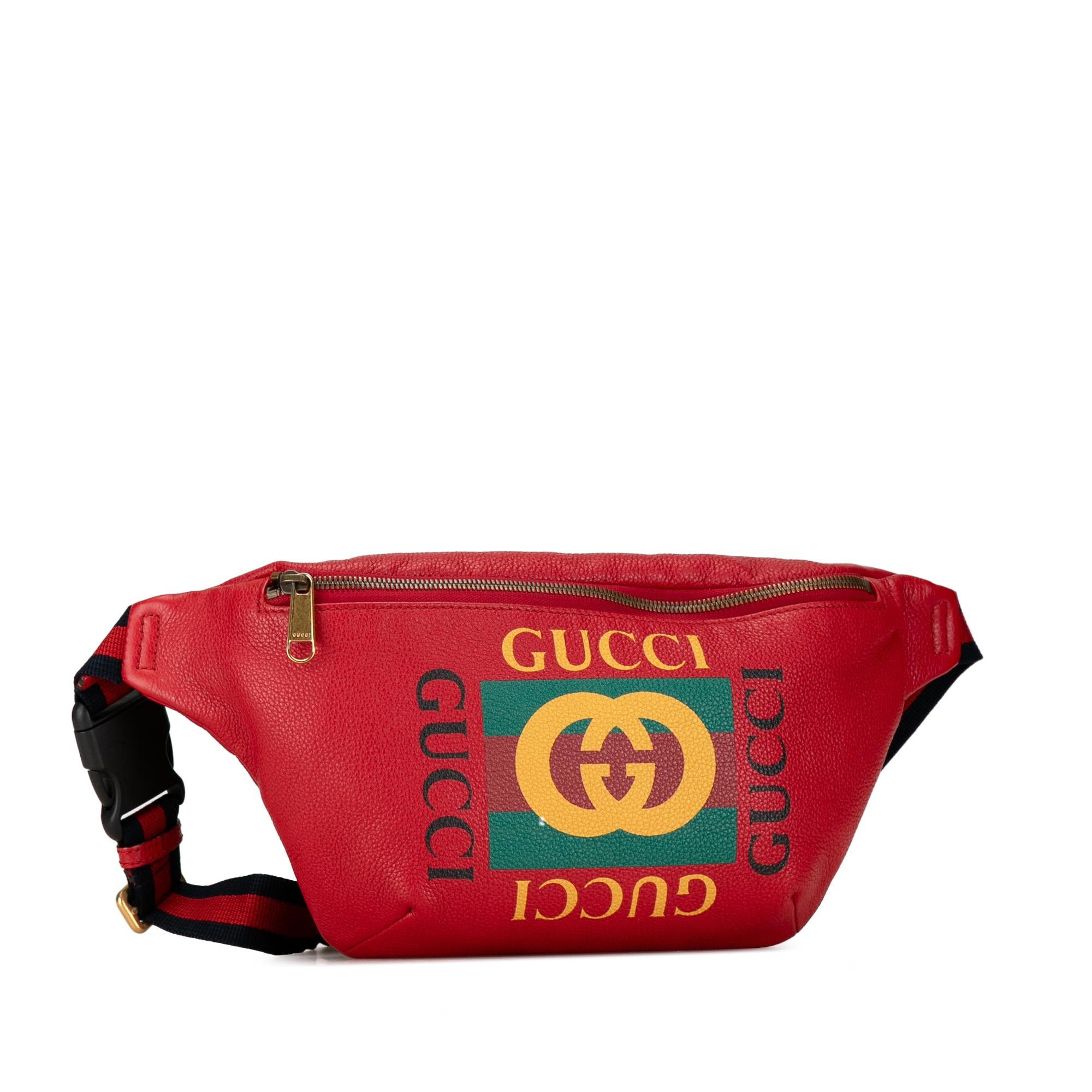 Gucci Leather Logo Belt Bag (SHG-sHPARA)