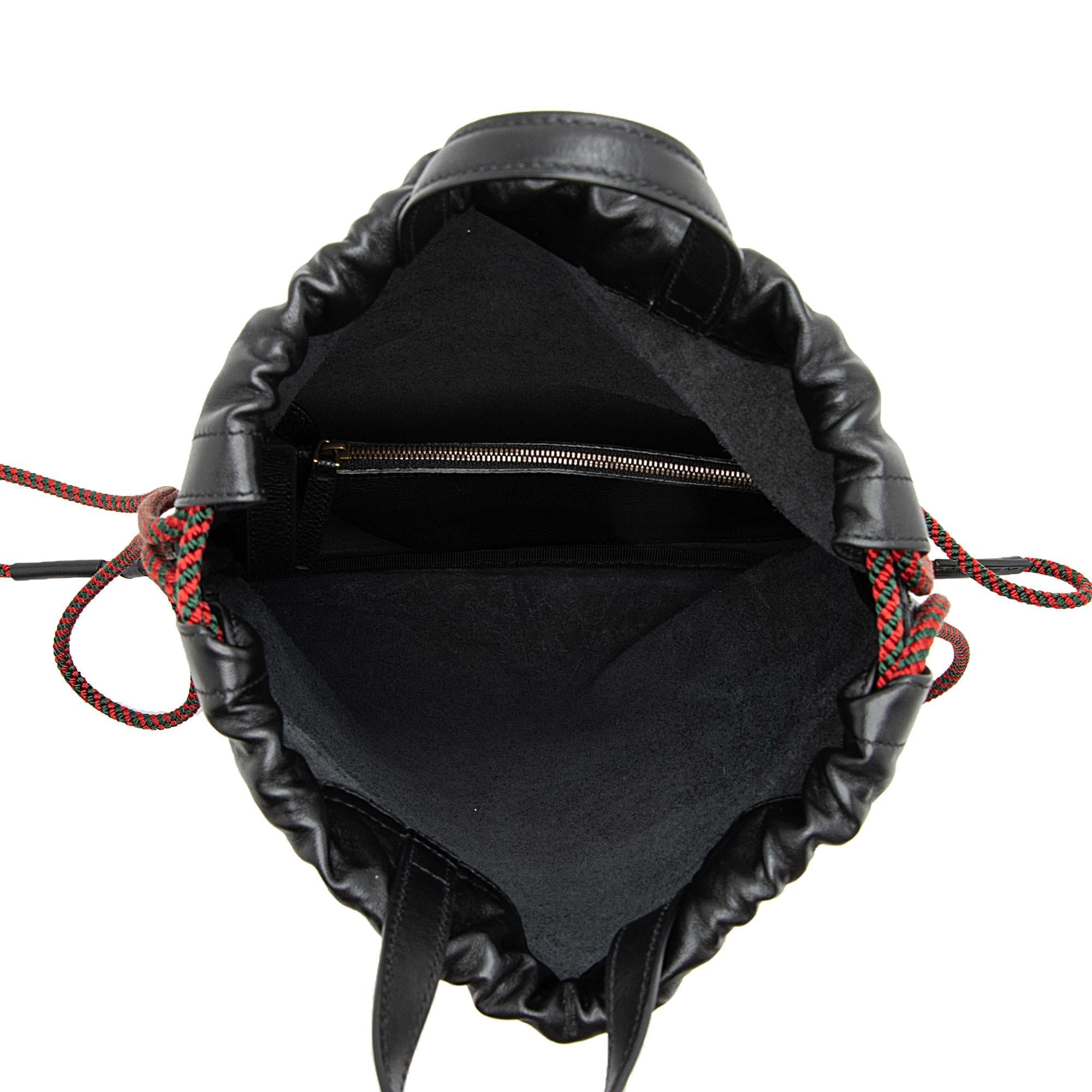 Gucci Leather Logo Drawstring Backpack (SHF-Gg5KaW)