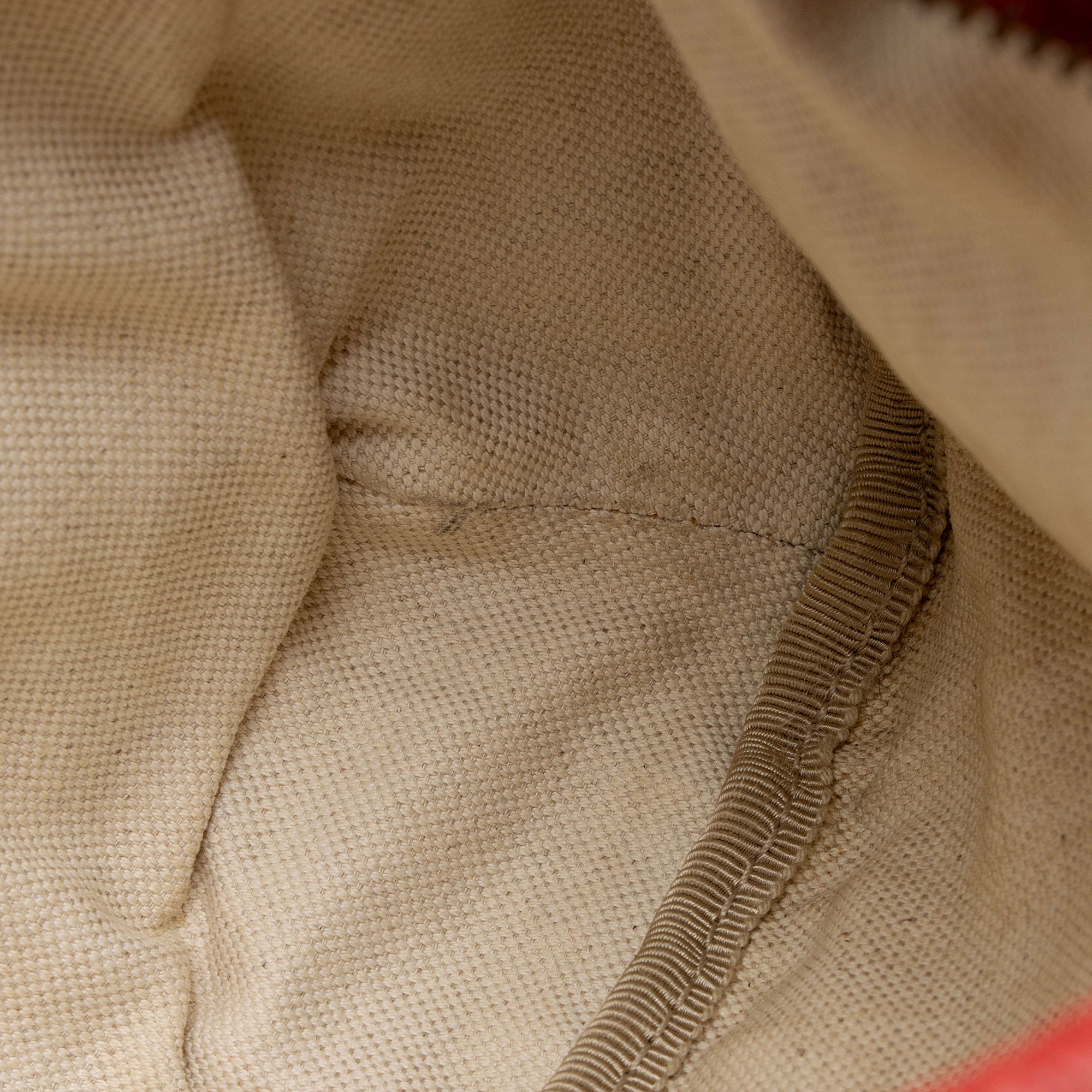 Gucci Leather Logo Large Belt Bag