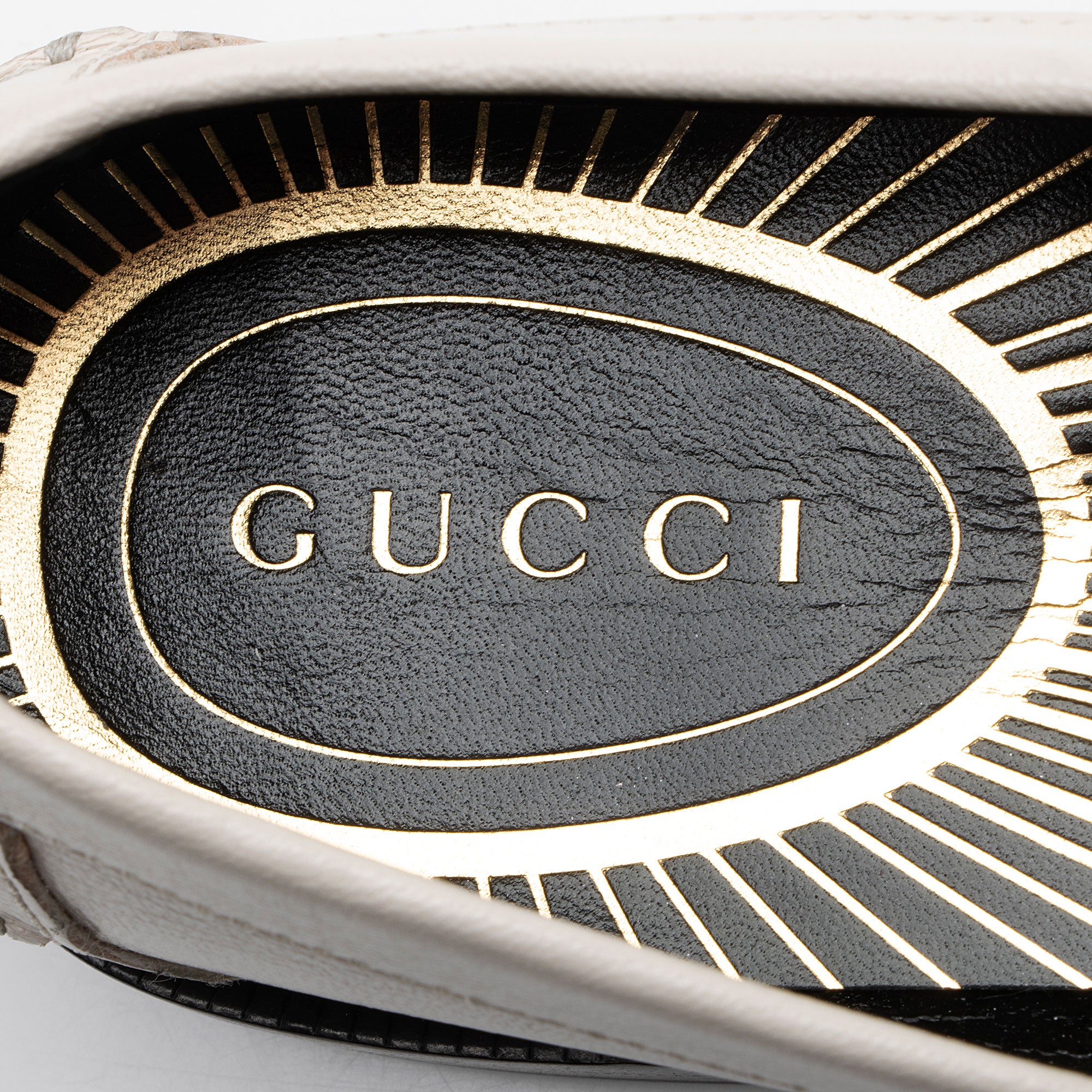 Gucci Leather Logo Moccasin Loafers - Size 9 / 39