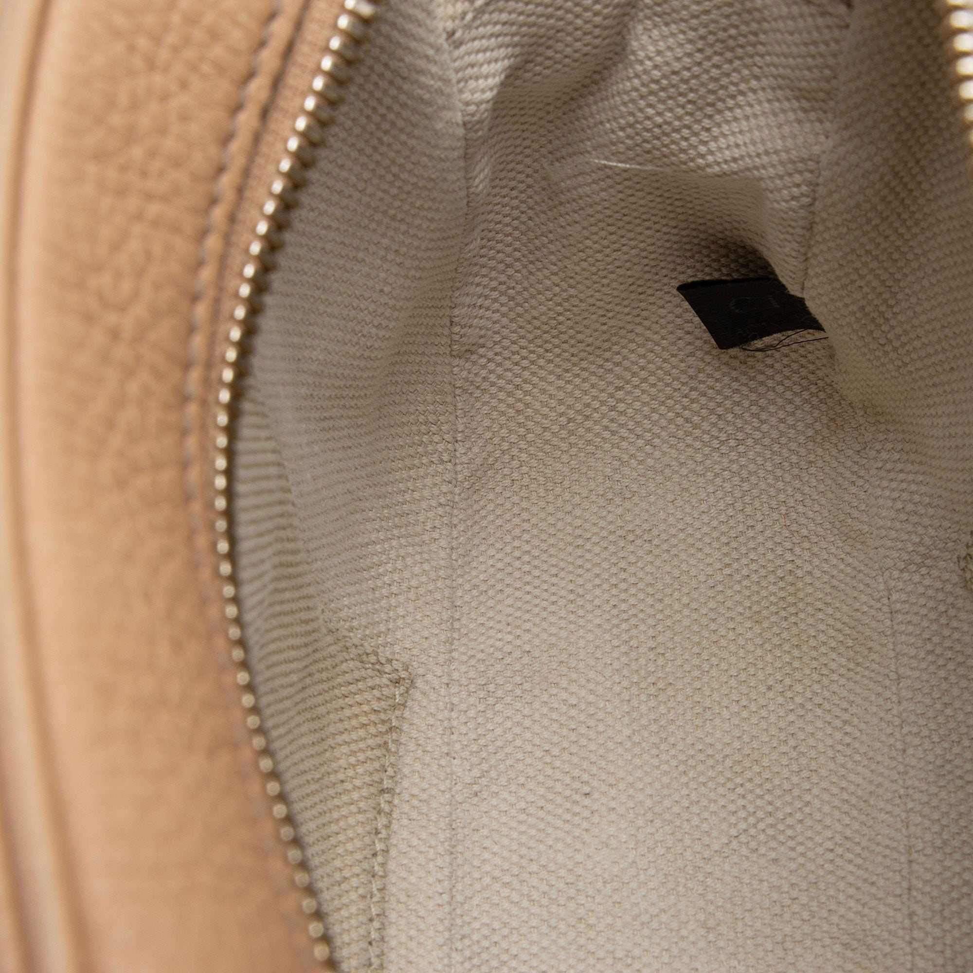 Gucci Leather Soho Disco Bag (SHF-ccMpml)