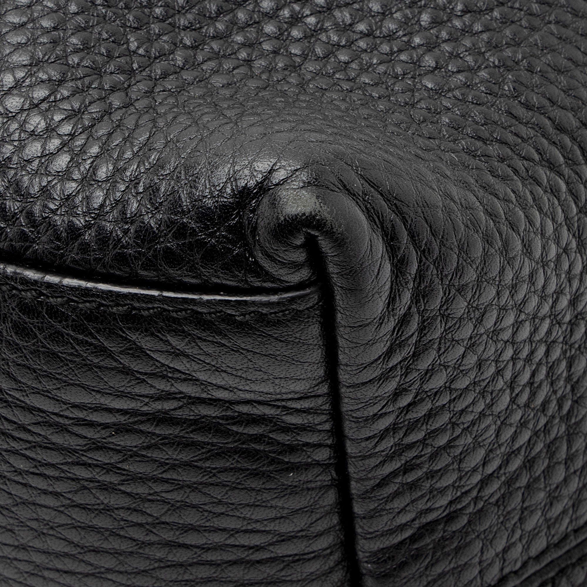 Gucci Leather Soho Medium Shoulder Bag (SHF-6FC3cn)
