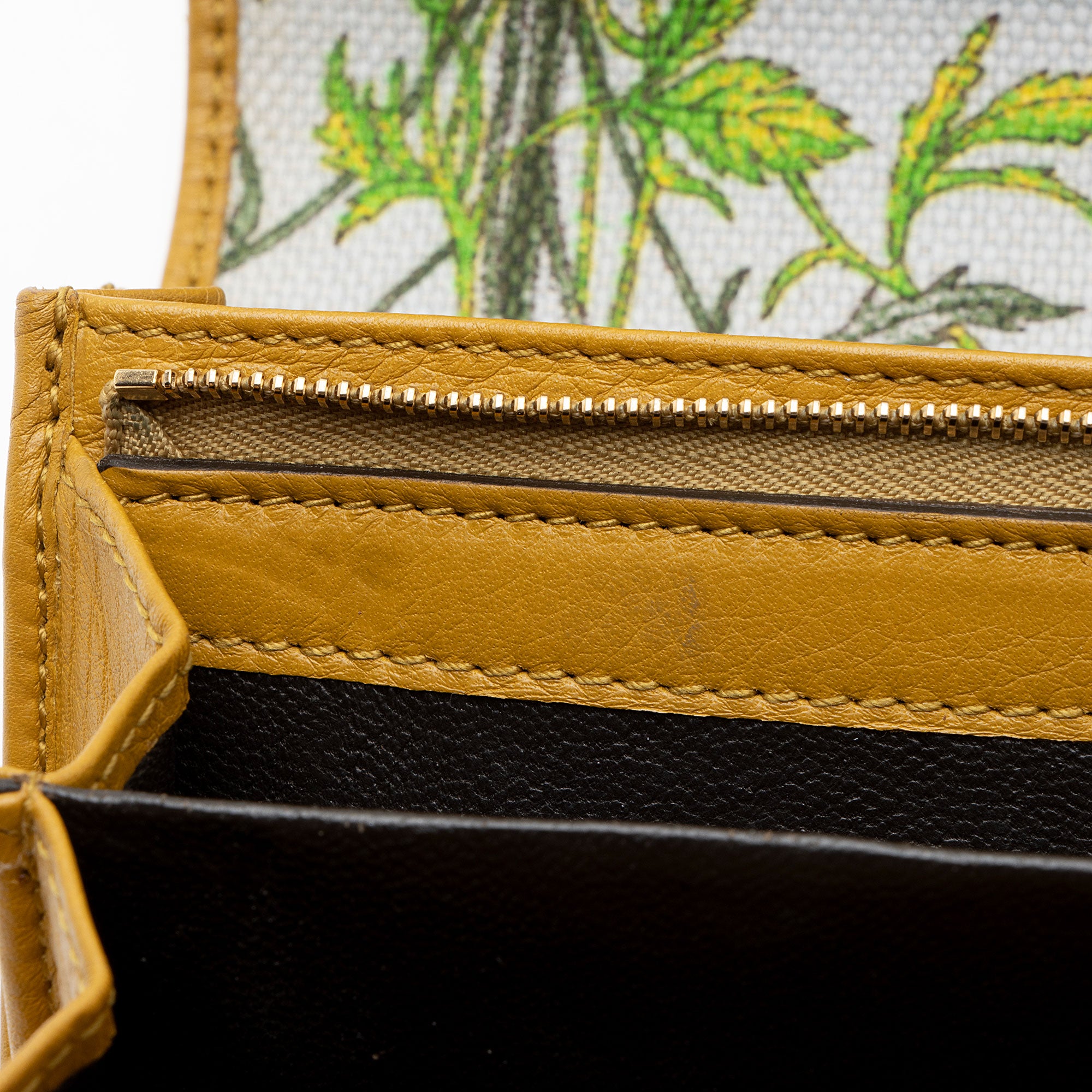 Gucci Leather Swing Continental Wallet (SHF-Pr0k3M)