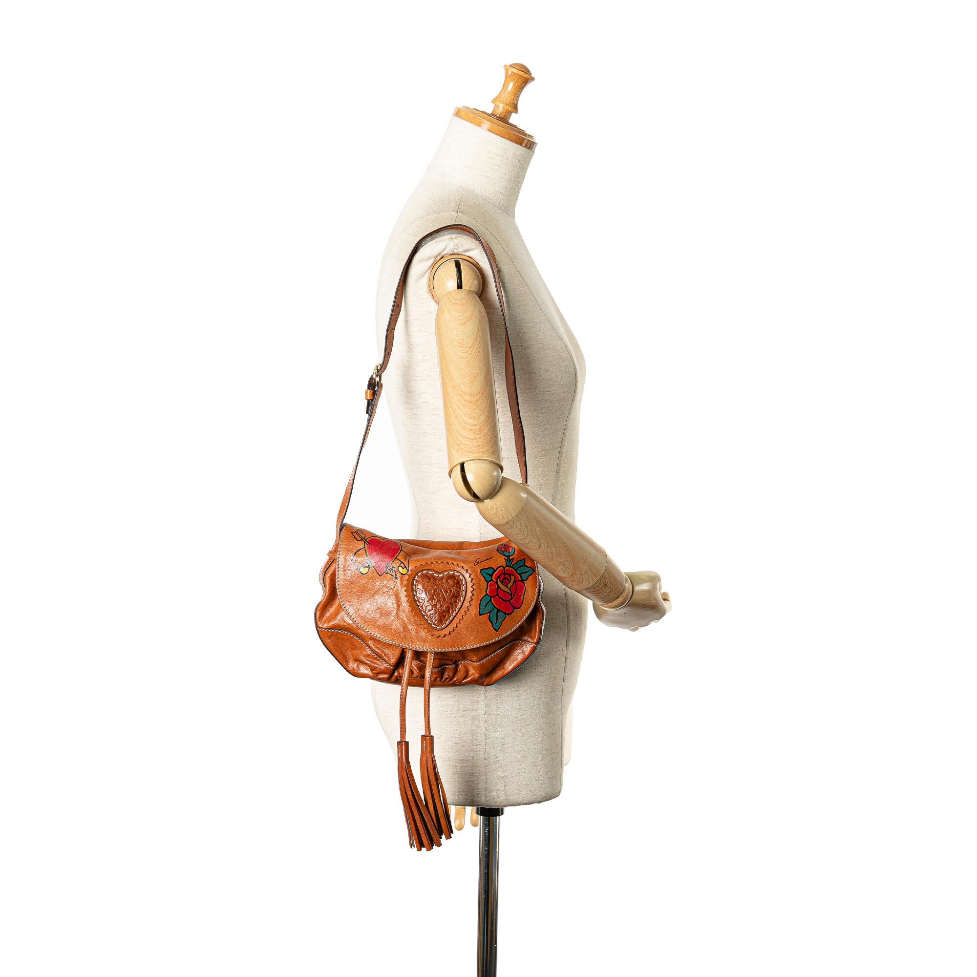 Gucci Leather Tattoo Heart Tribeca Crossbody (SHG-DWNAXw)