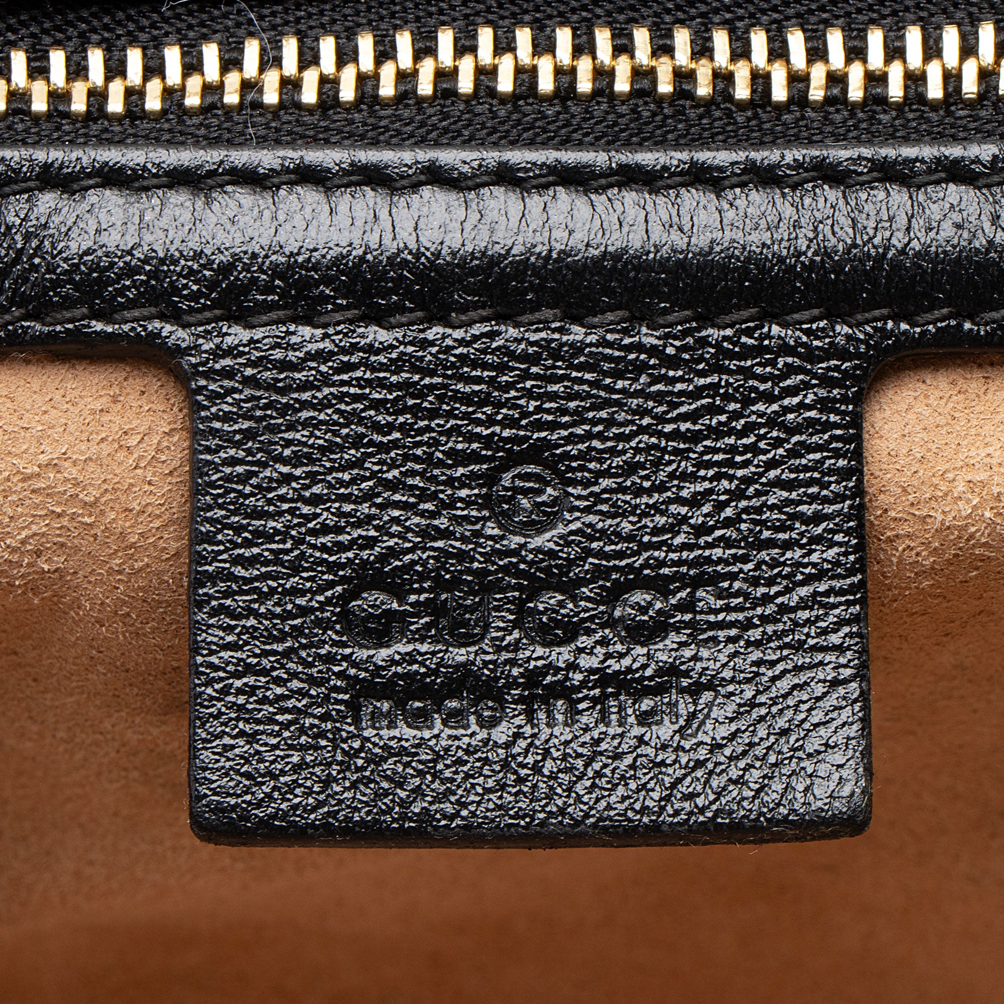 Gucci Matelasse GG Canvas GG Marmont Medium Flap Bag