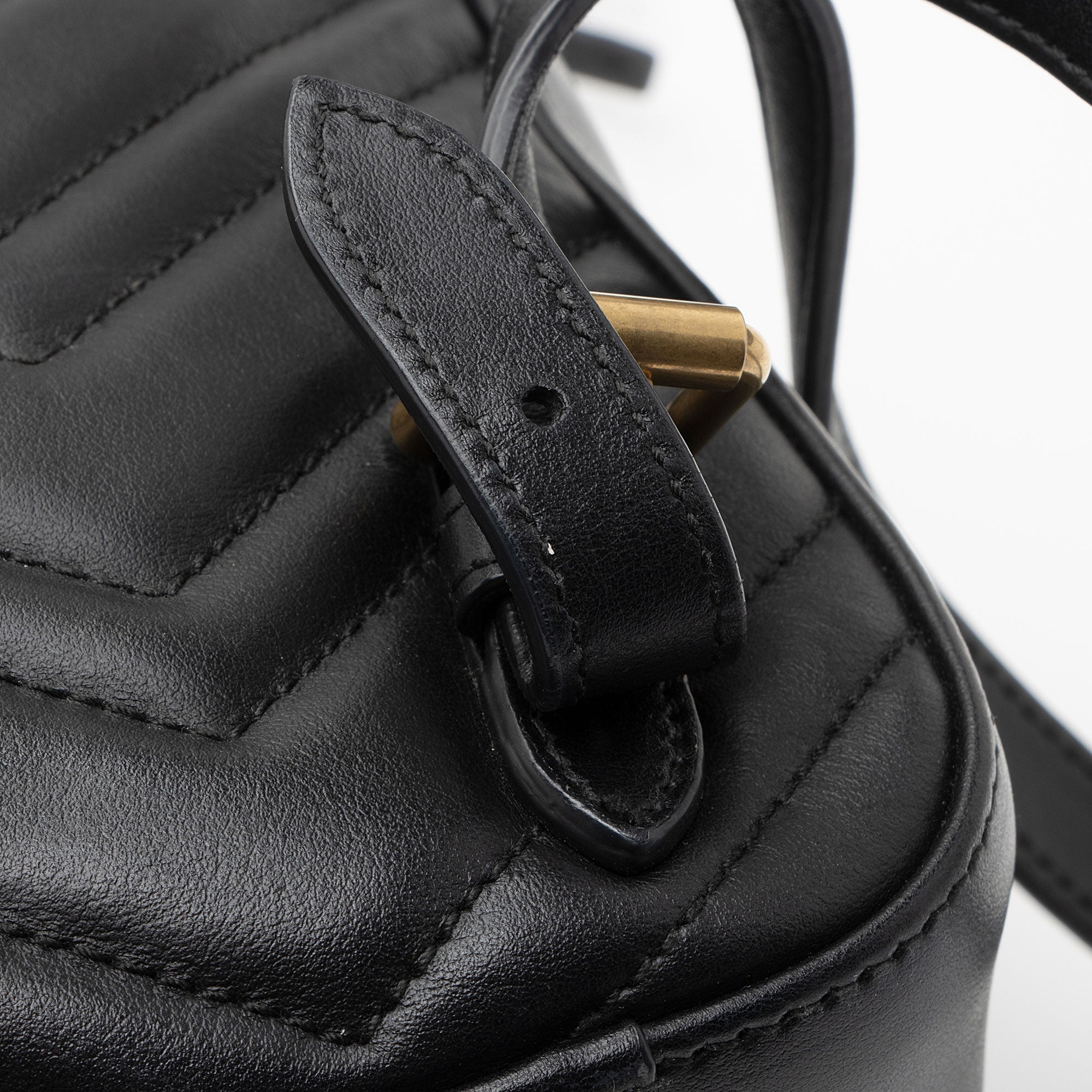 Gucci Matelasse Leather GG Marmont Animal Studs Backpack (SHF-1Xptvj)