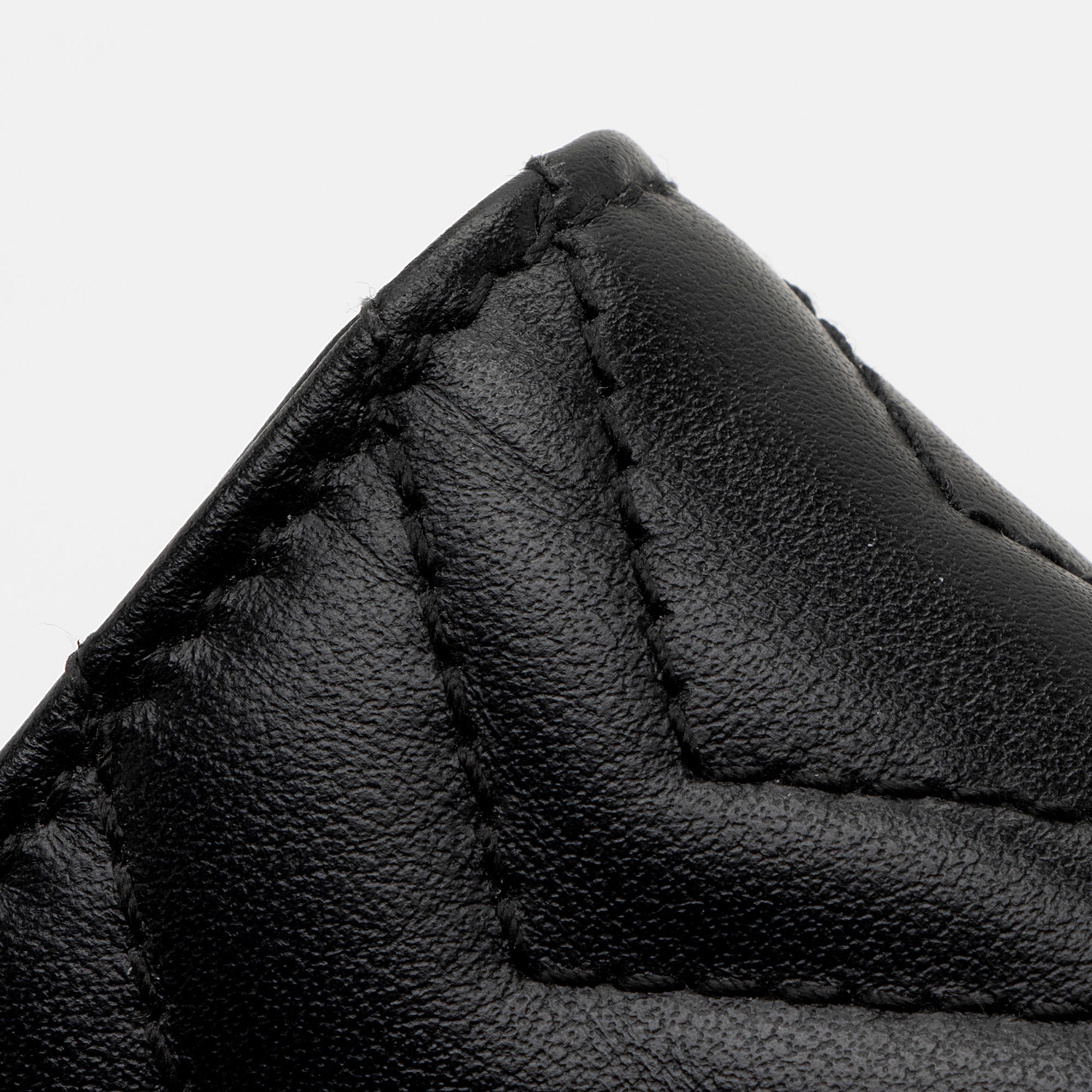 Gucci Matelasse Leather GG Marmont Card Case (SHF-AcctXE)
